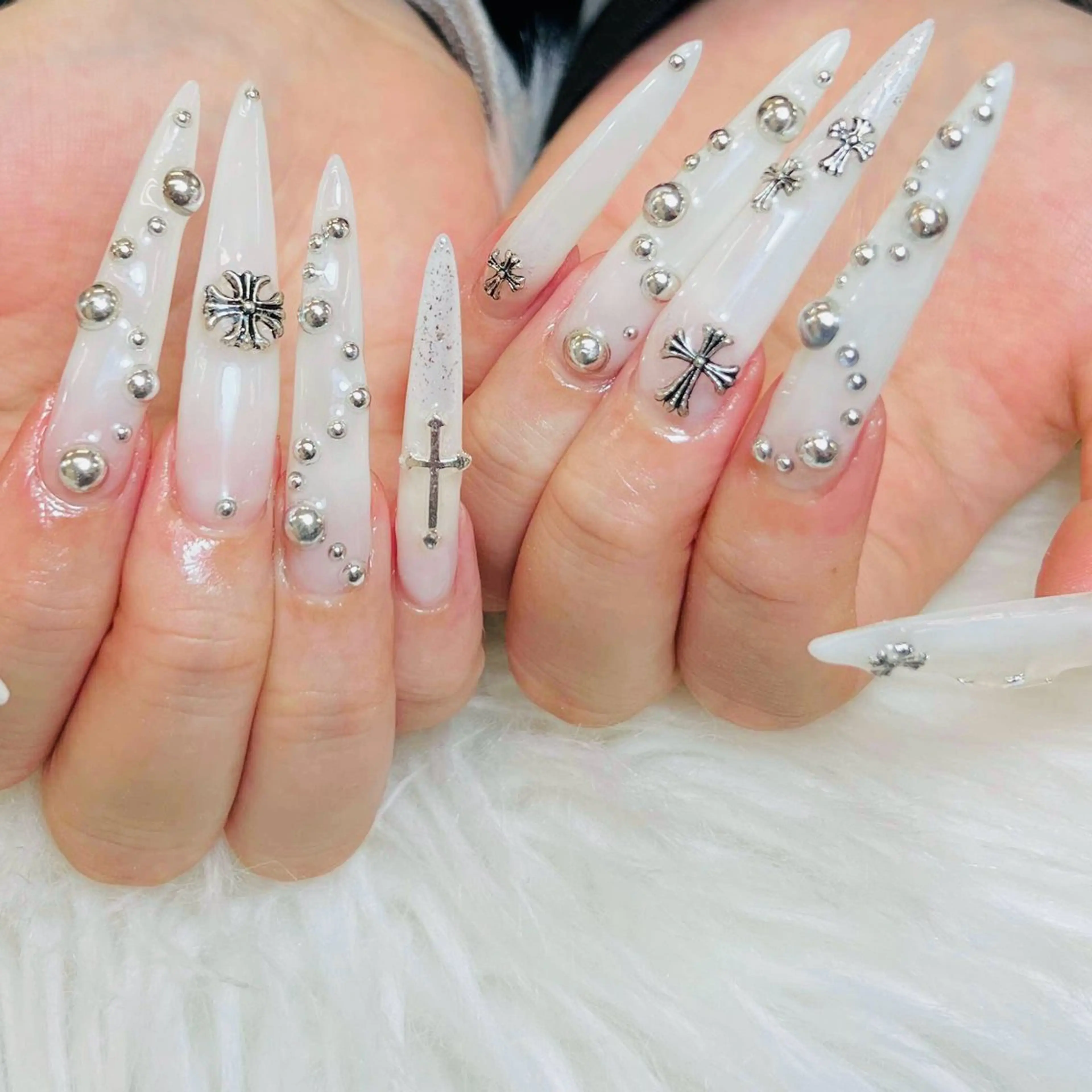 ネイル チークネイル 長さ出し フットネイル マグネットネイル 持ち込み ハンドネイル ANH NAIL ゴテゴテ専門店💎のネイルデザイン