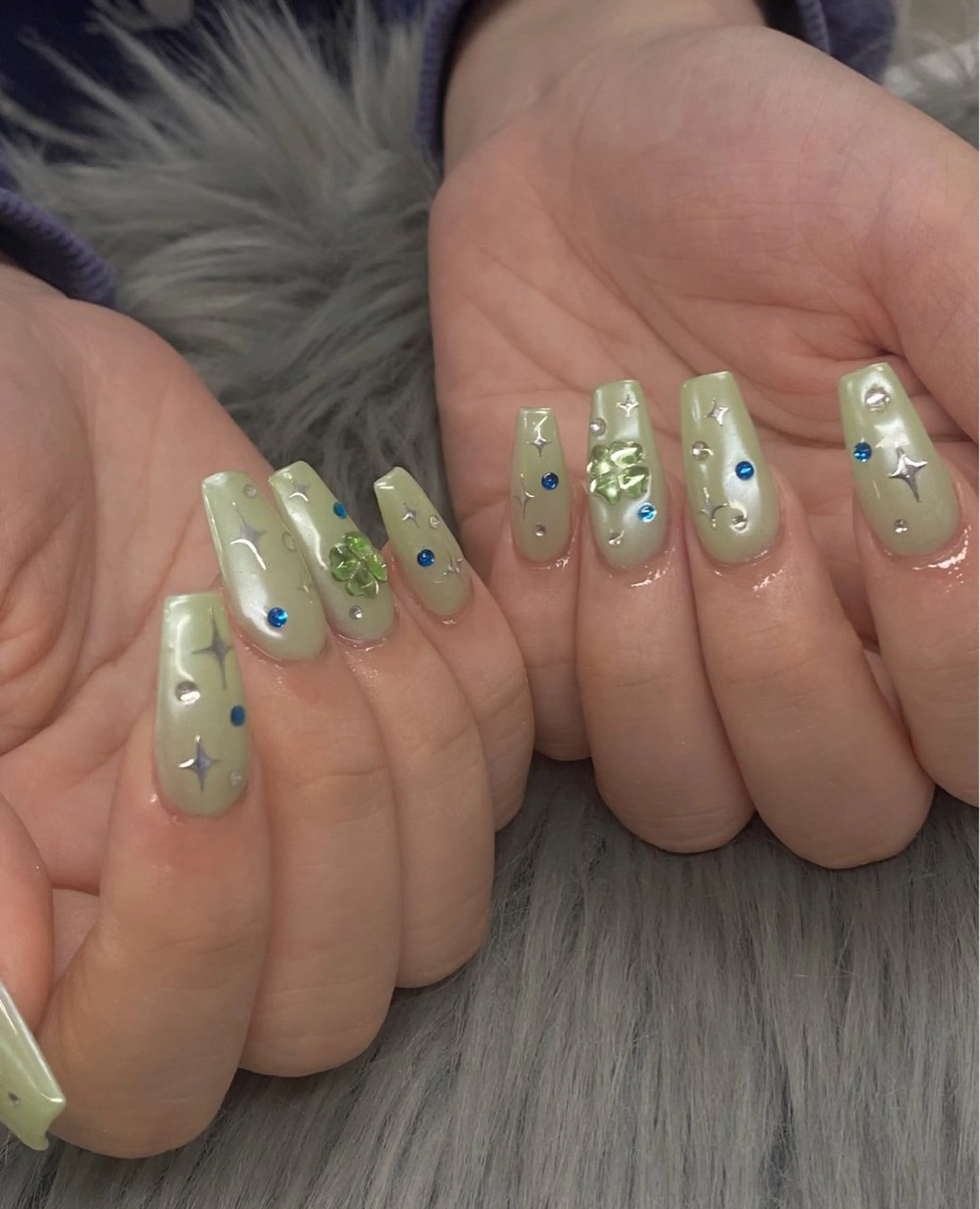 ネイル ロングネイル ハンドネイル Bitty／ SENA⋆˙⟡ —のネイルデザイン