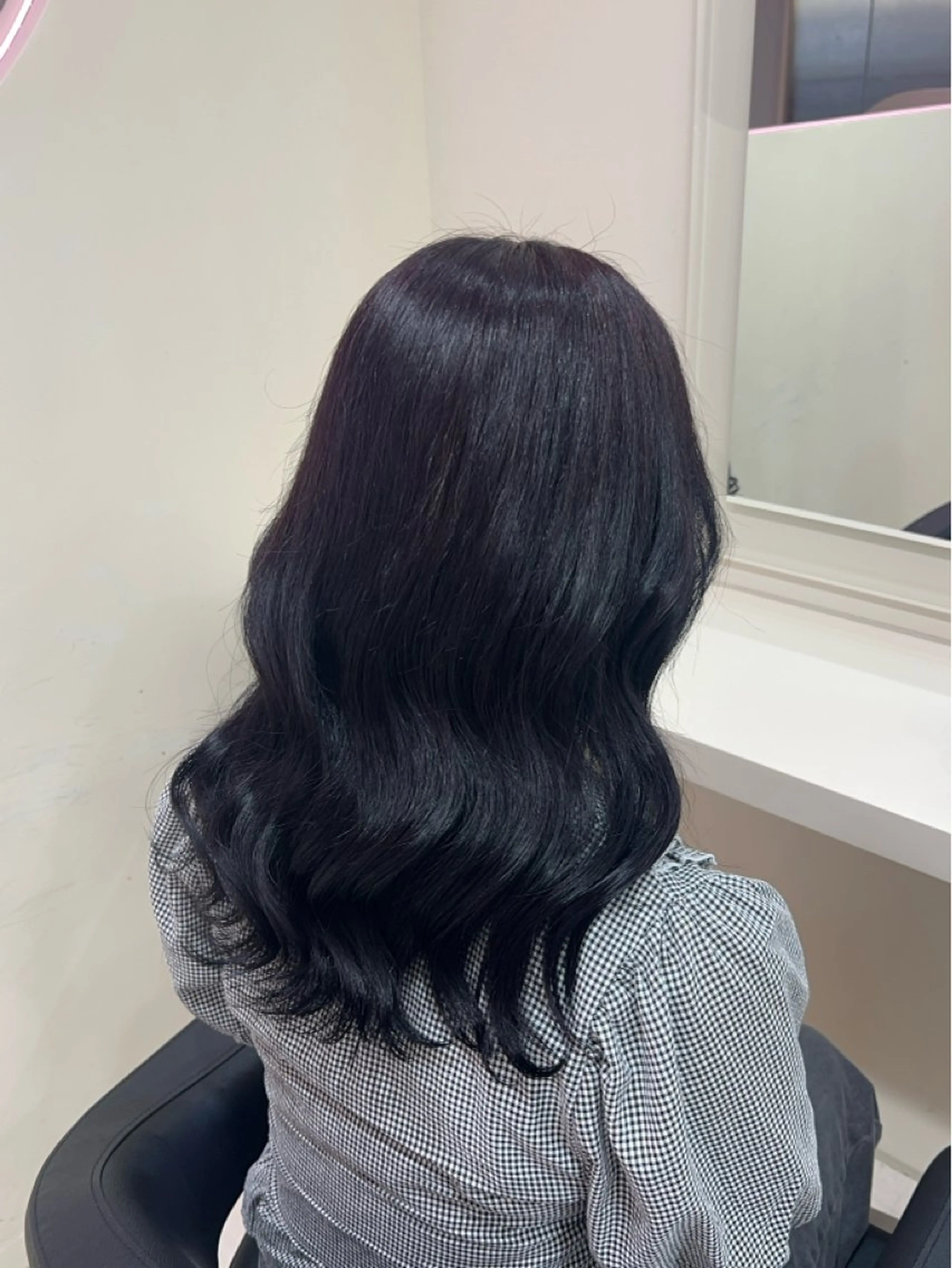 ロング カラー モテ髪ハイトーン🫧 serina🎀池袋のヘアスタイル