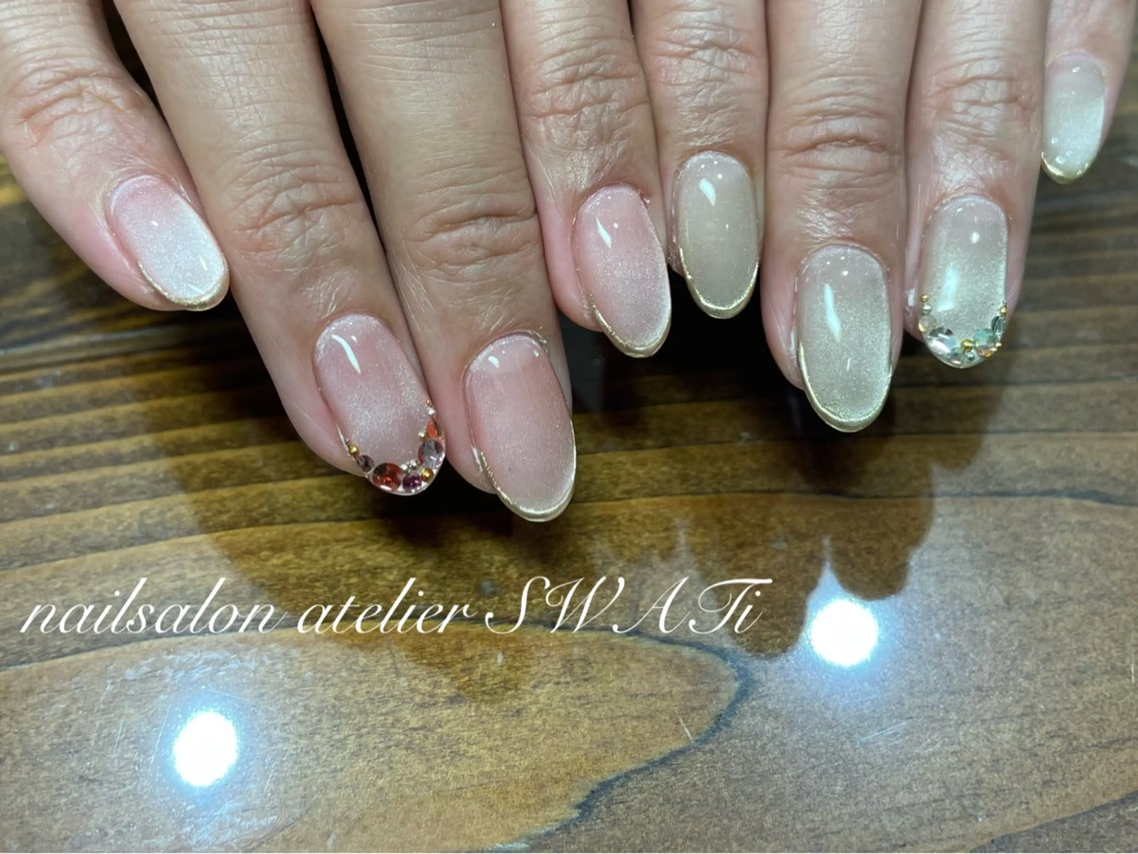 ネイル アートネイル ハンドネイル nailsalon SWATiのネイルデザイン
