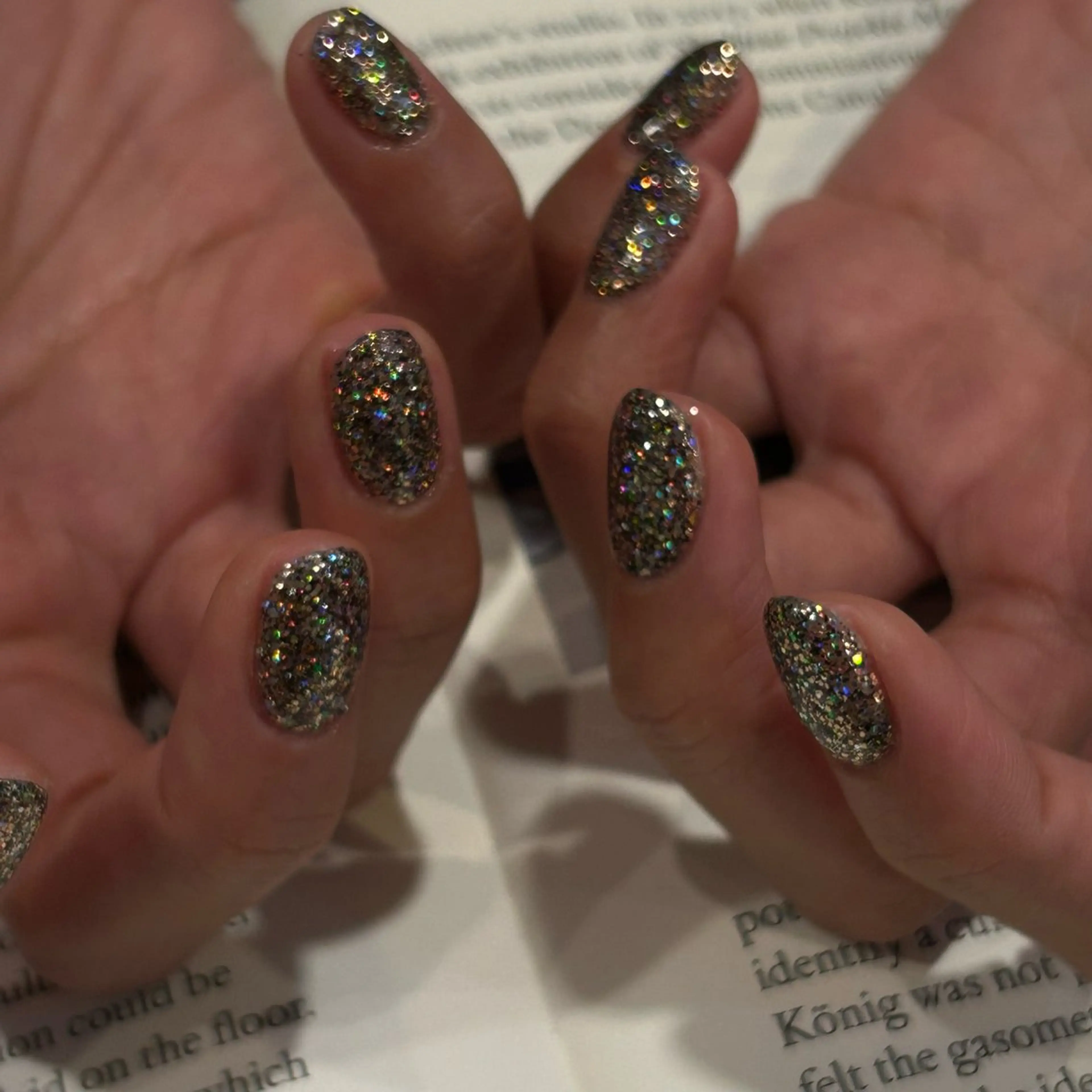 ネイル フットネイル ラメ(グリッター) 赤色 冬ネイル クリスマス 松下 桃子のネイルデザイン