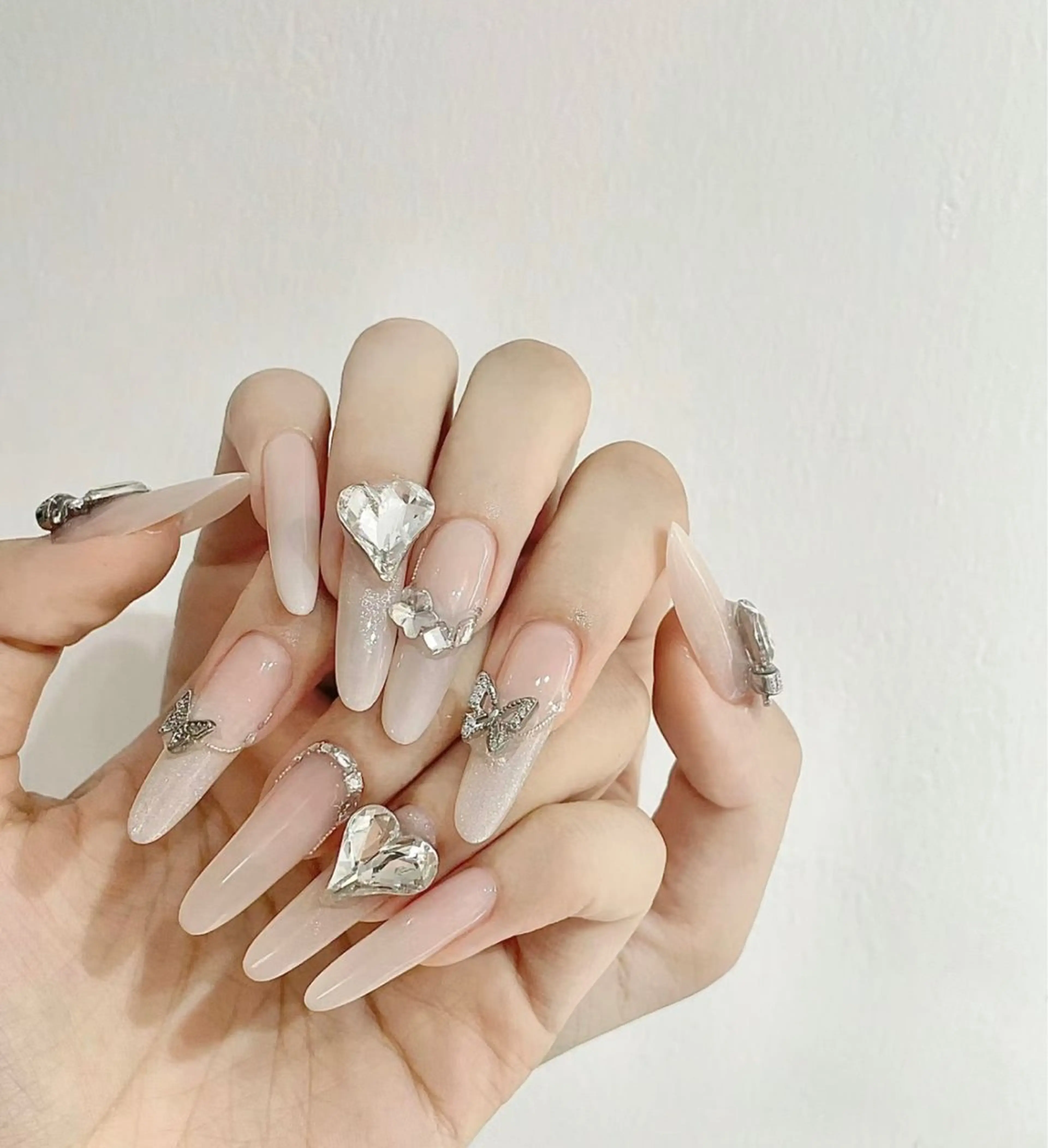 ネイル ハンドネイル ハンドケア 🍑 momo_nailのネイルデザイン