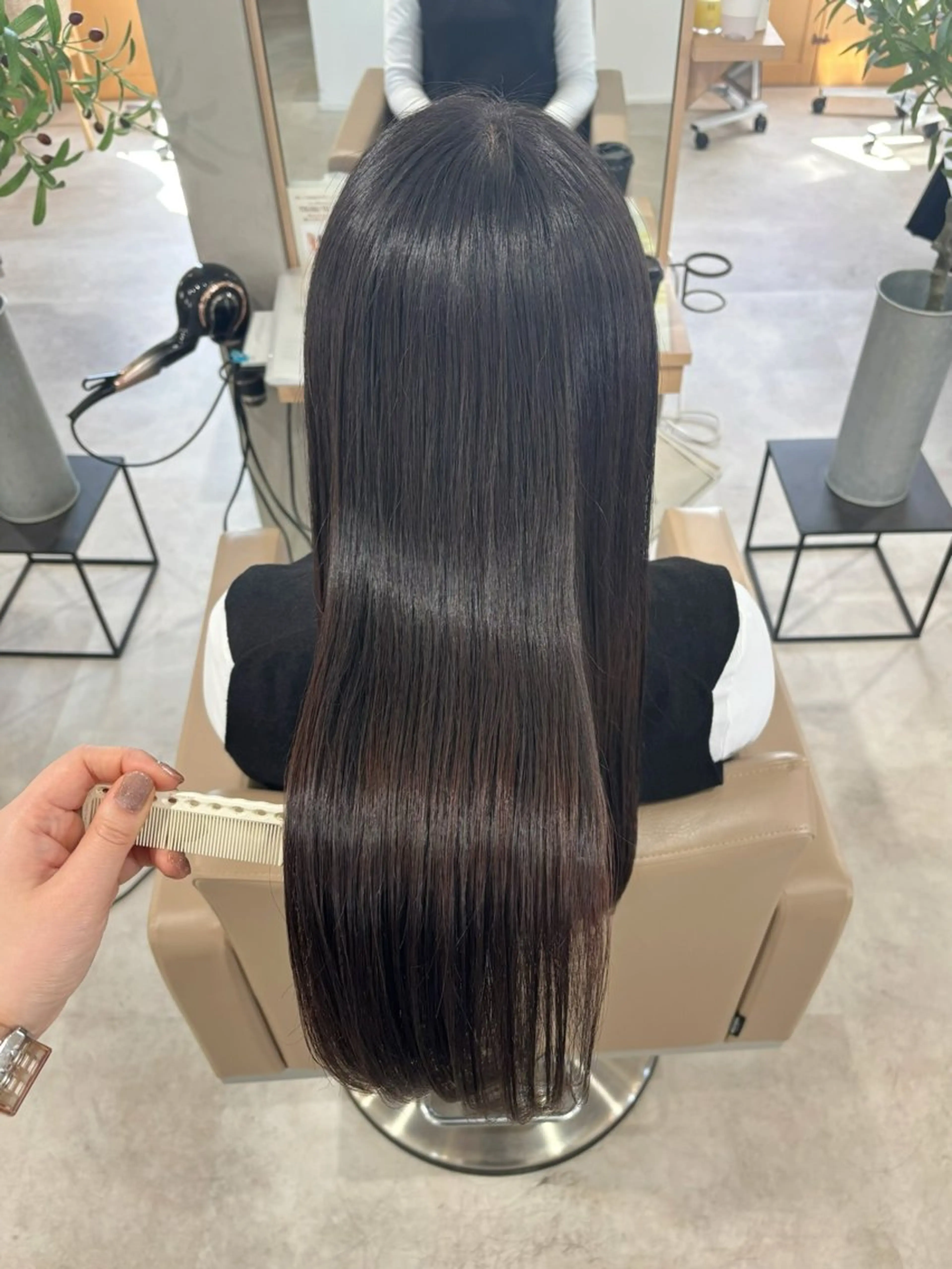 ロング カット 縮毛矯正 真弓 理沙/艶カラーのヘアスタイル