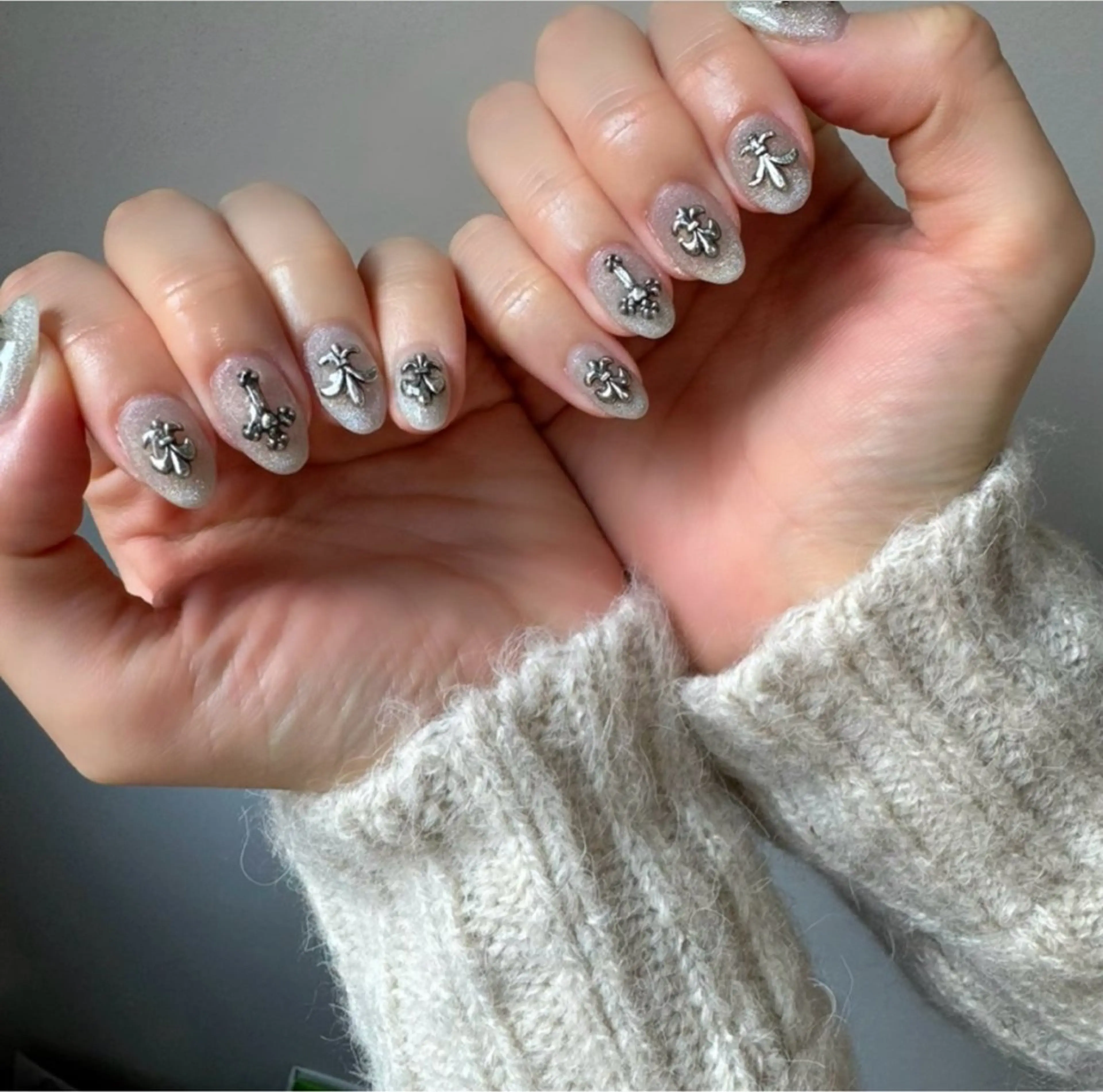 ネイル LAVISH nanamiのネイルデザイン