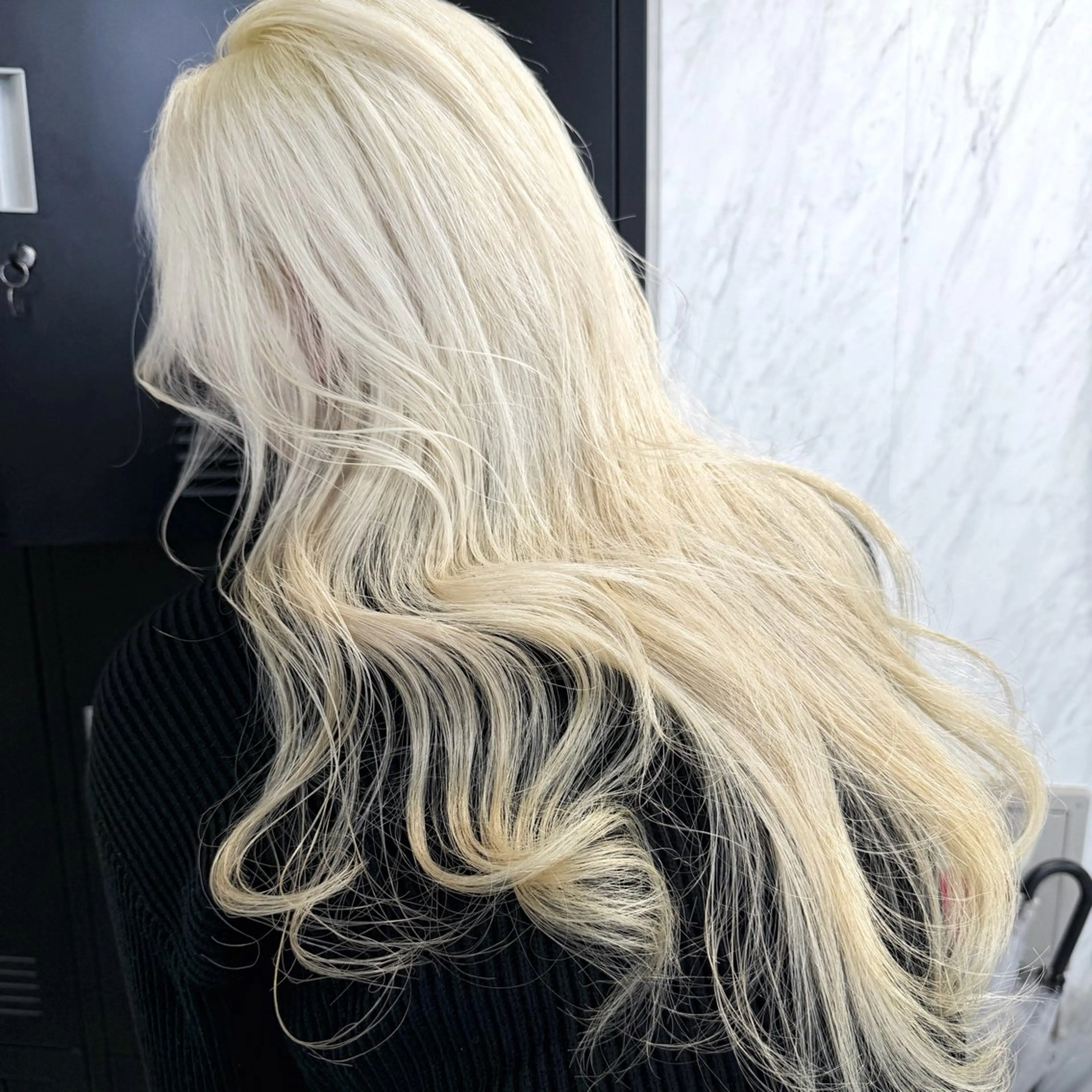 ロング カラー シールエクステ ハイトーンカラー エクステ ヘアカラー エクステ シールエクステ特化 ハイトーン、NANAのヘアスタイル