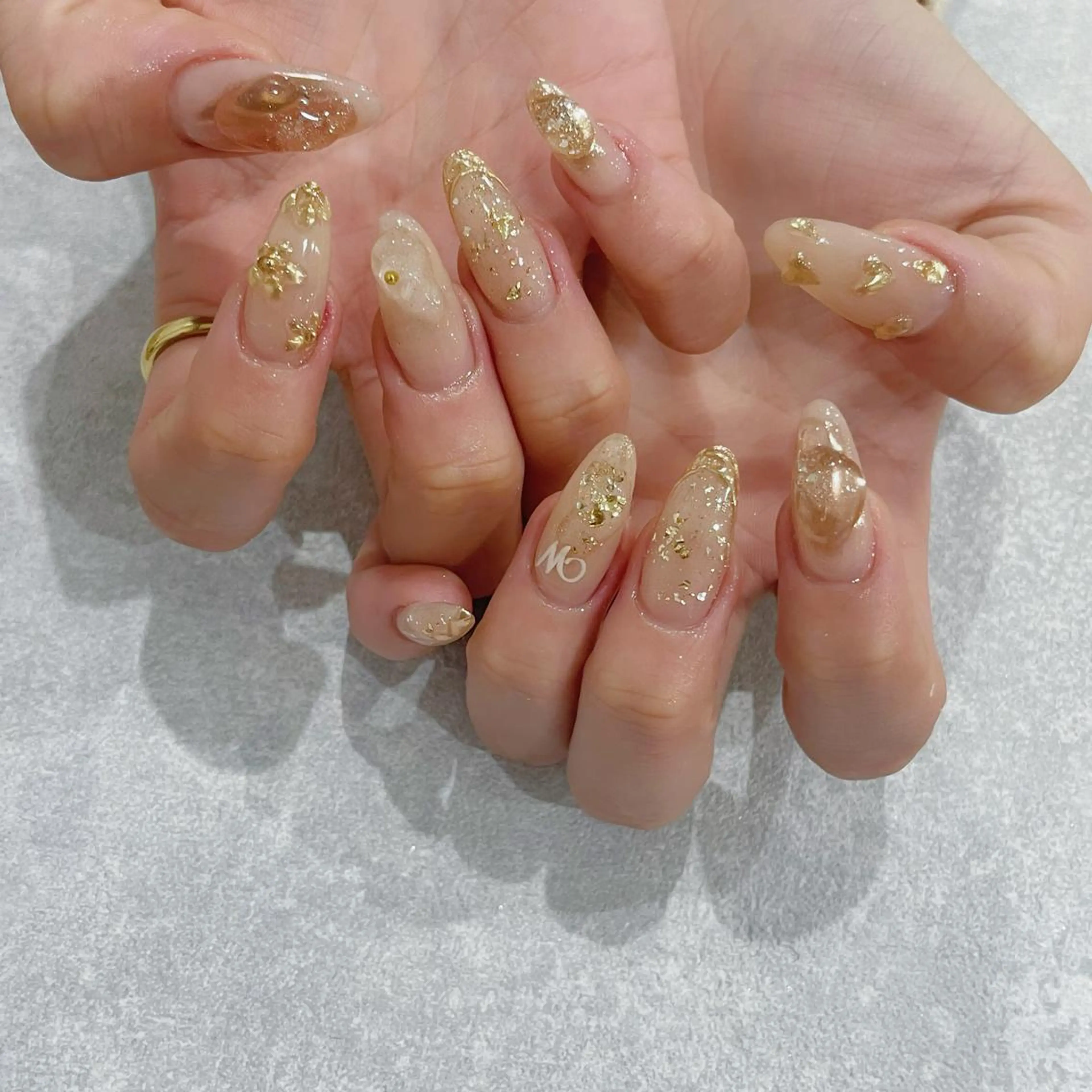 ネイル ニュアンスネイル ぷっくりネイル Rediant Salonのネイルデザイン