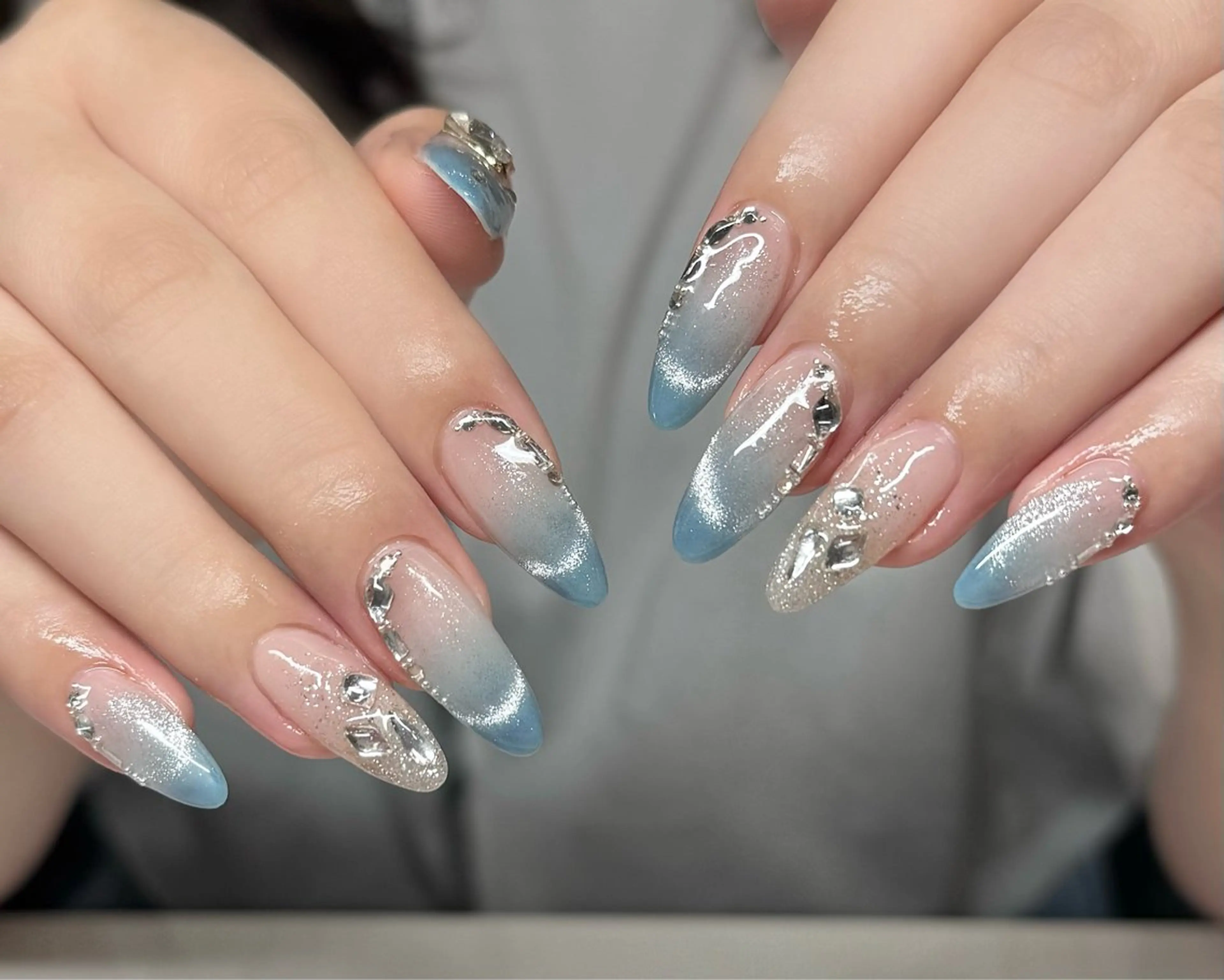 ネイル ハンドネイル 🎀 NaNa_nailのネイルデザイン