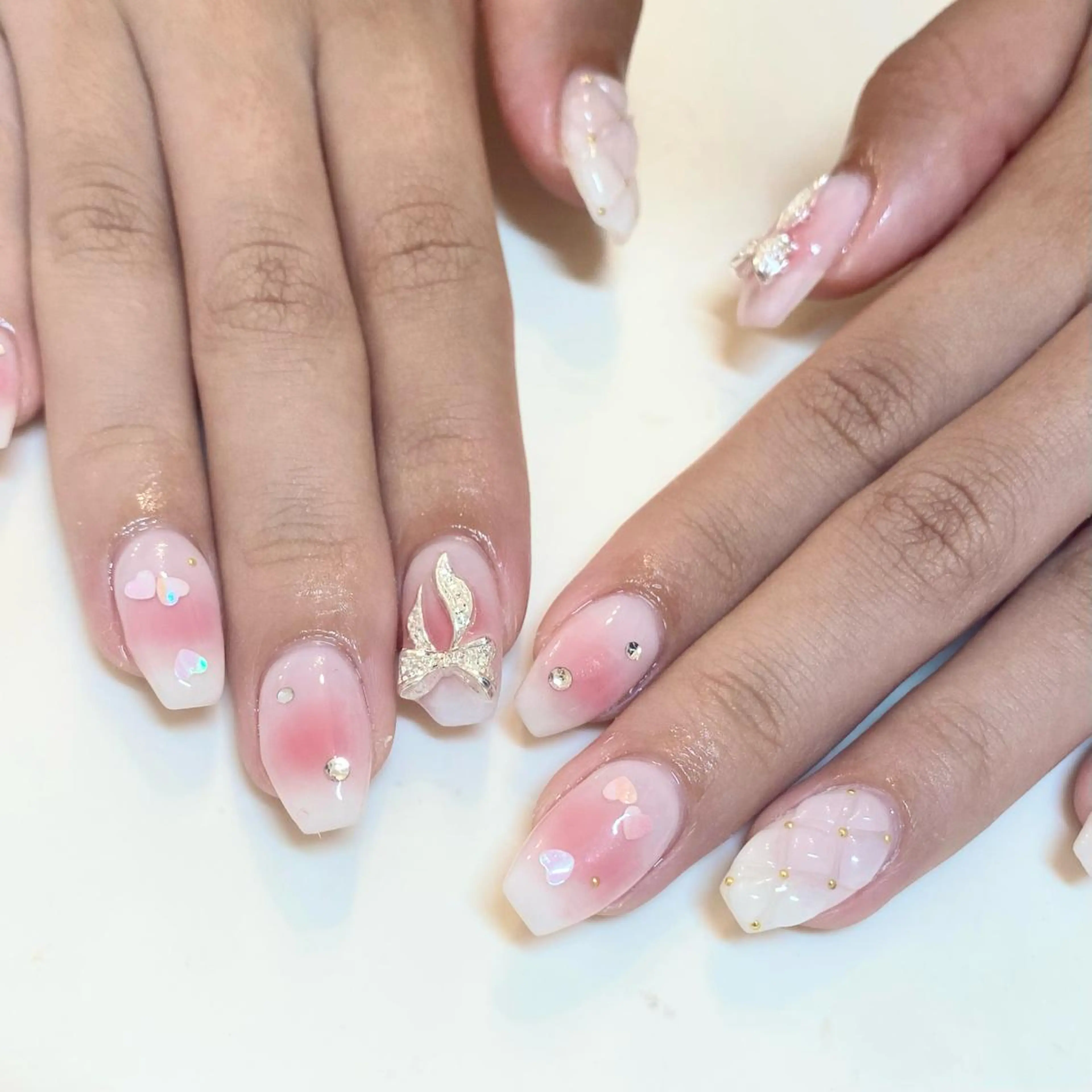 ネイル ハンドネイル 藤原 みゆのネイルデザイン