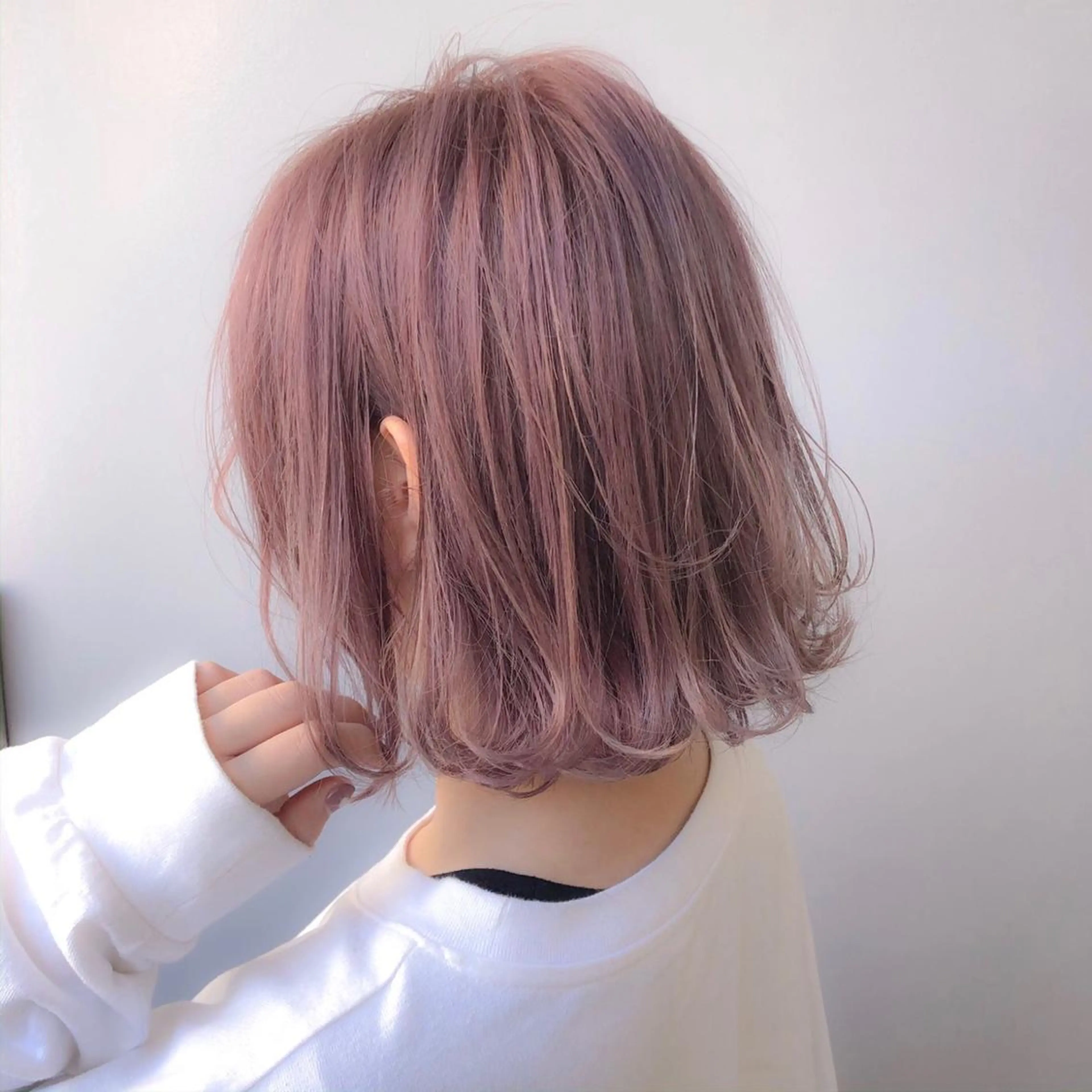 ショート カラー ヘアアレンジ 🩰透明感カラー♡ UTA🩰のヘアスタイル