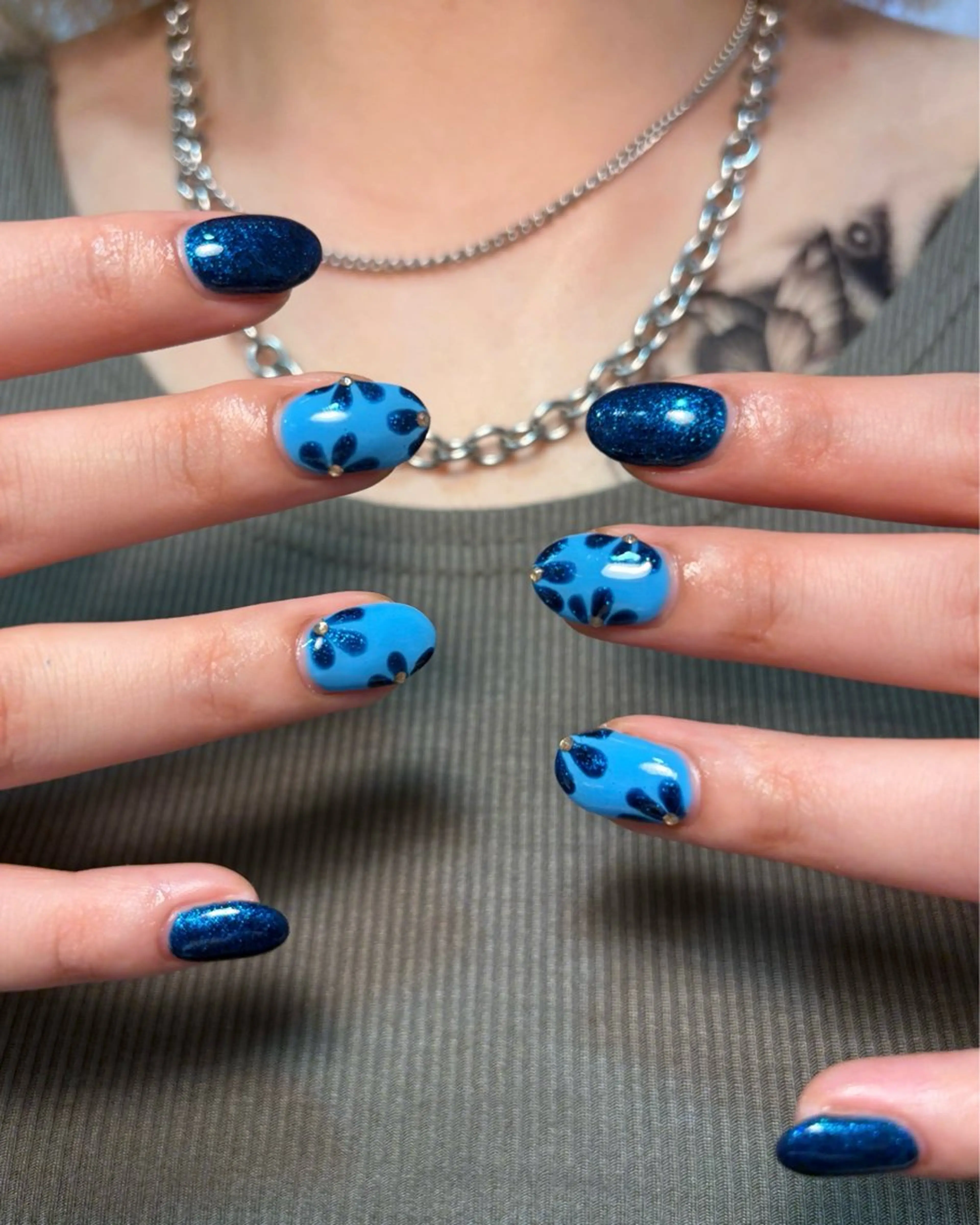 ネイル ハンドネイル ヘアアレンジ /ネイル/美波のヘアスタイル