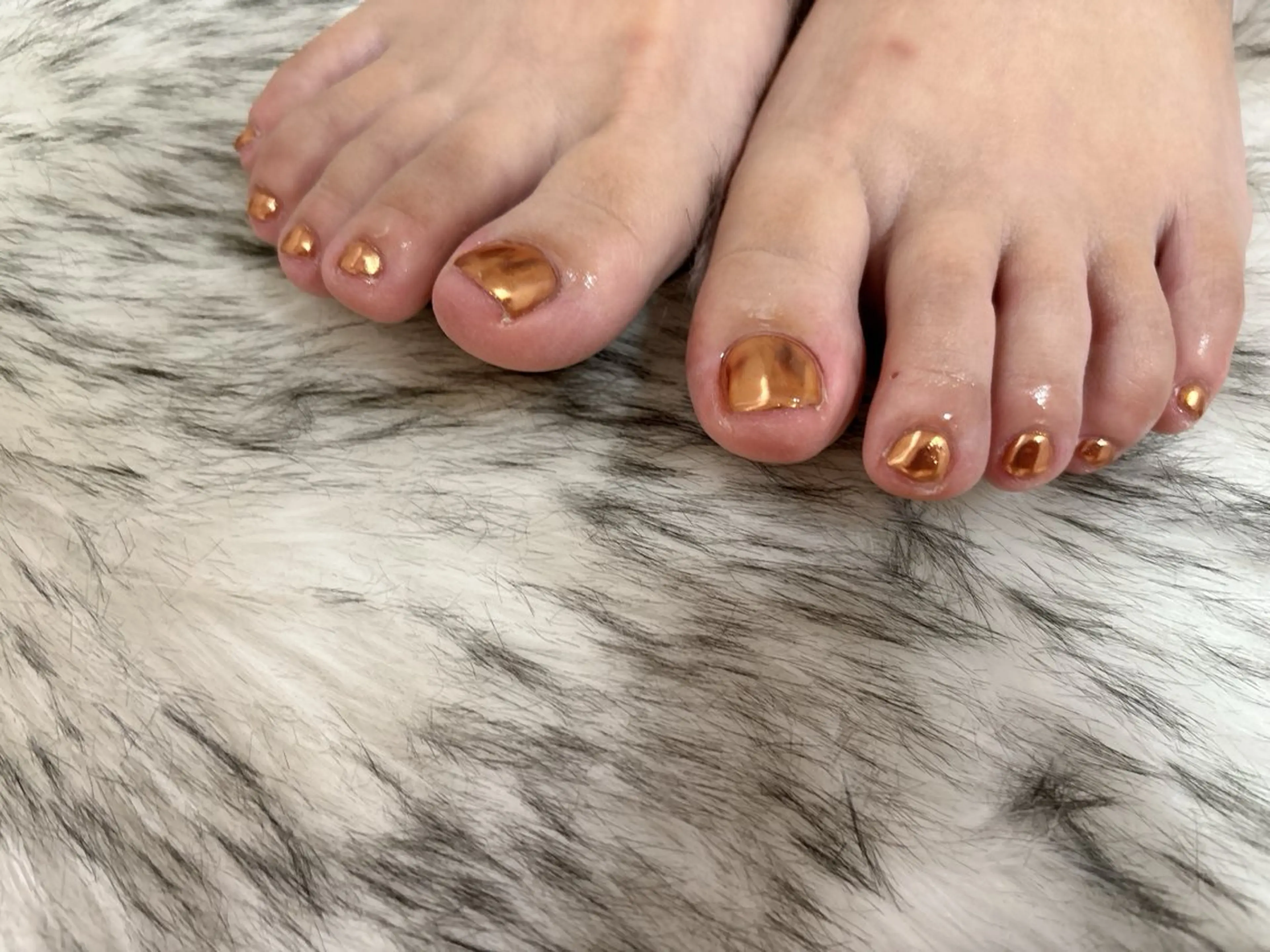 ネイル オーロラネイル フットネイル フレンチネイル ジェルネイル キラキラネイル kikinail 溝の口のネイルデザイン