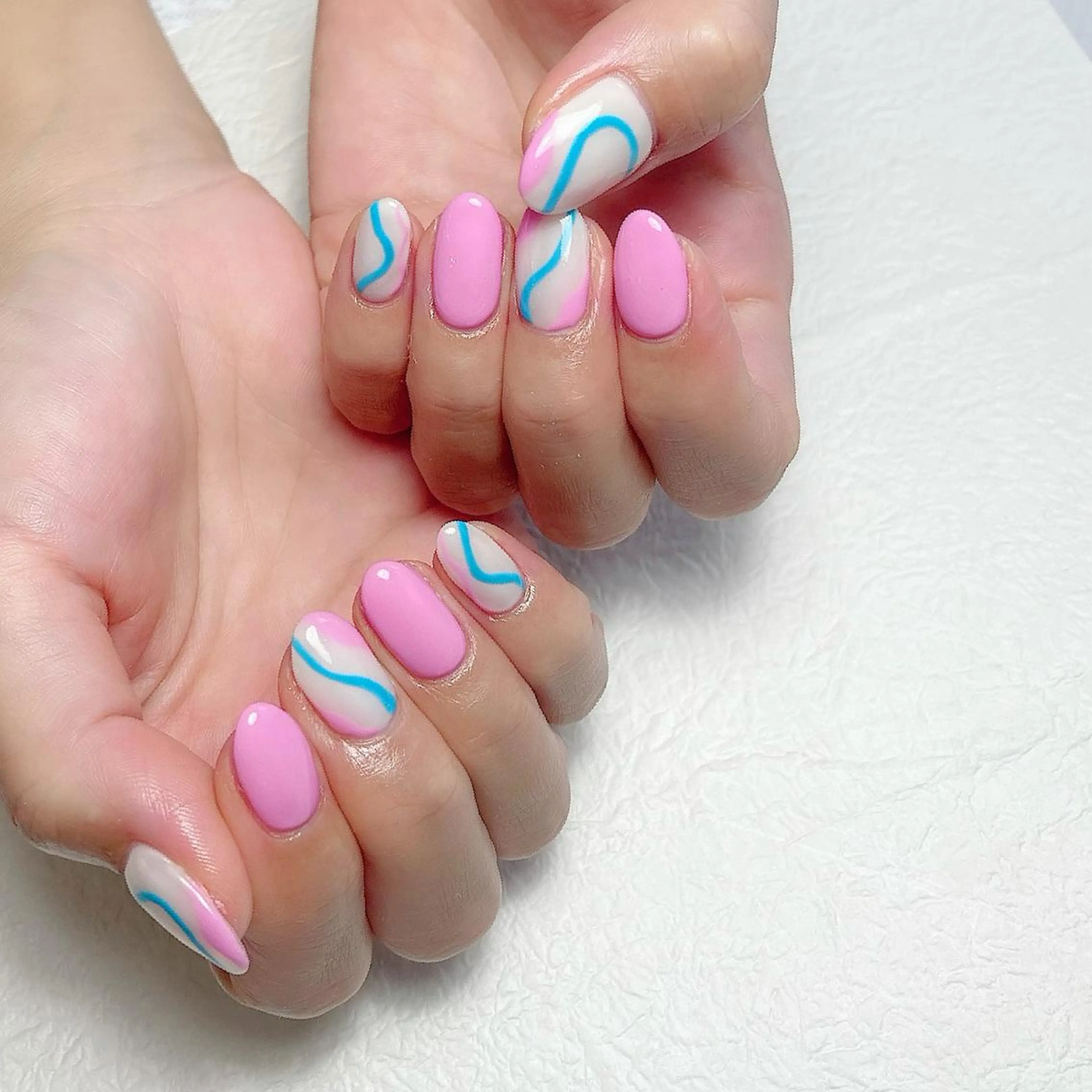 ネイル アートネイル ブルー ジェルネイル キラキラネイル ミラーネイル Y nail なんば堀江店のネイルデザイン