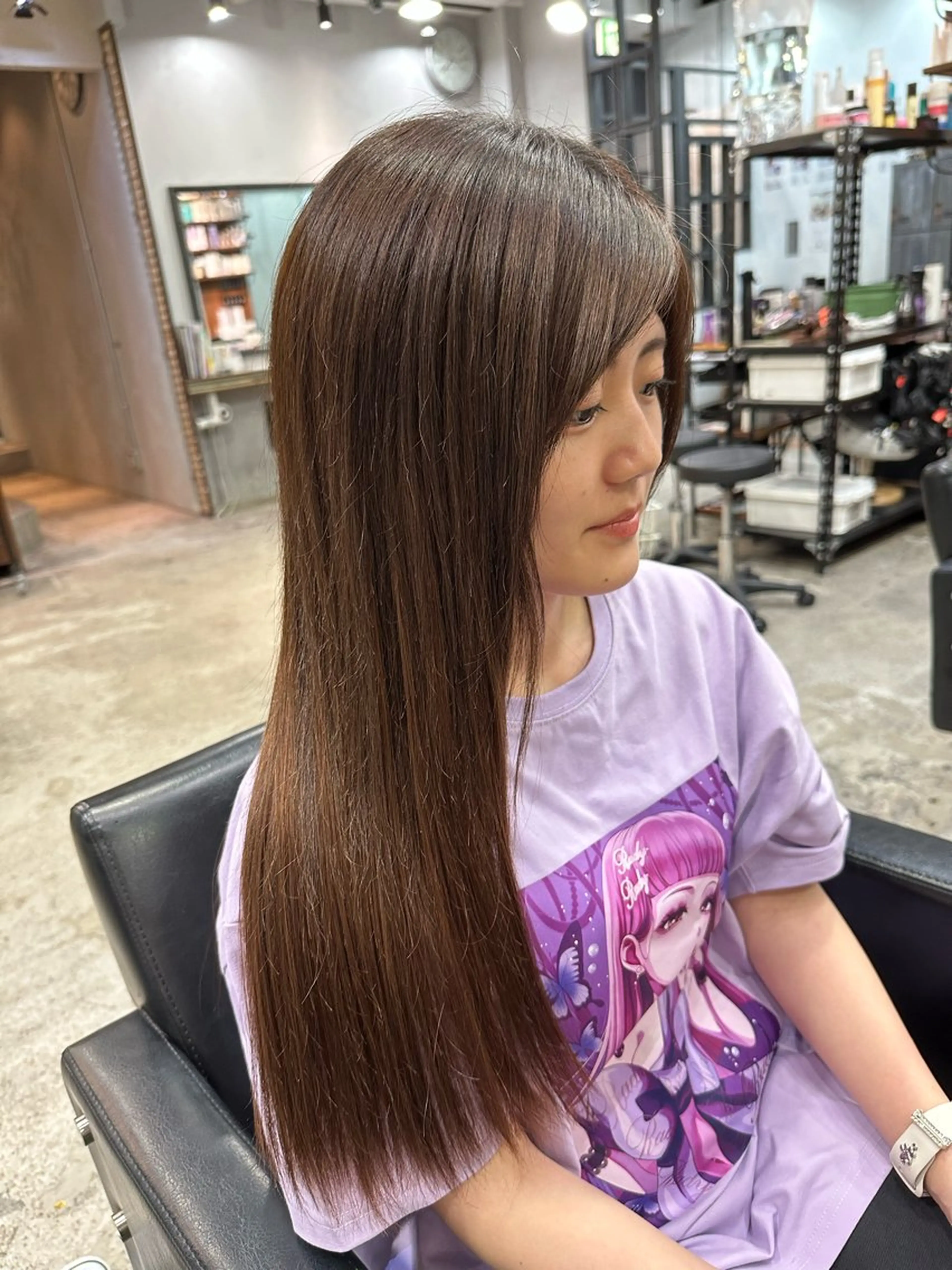 ロング 大内 志穂のヘアスタイル