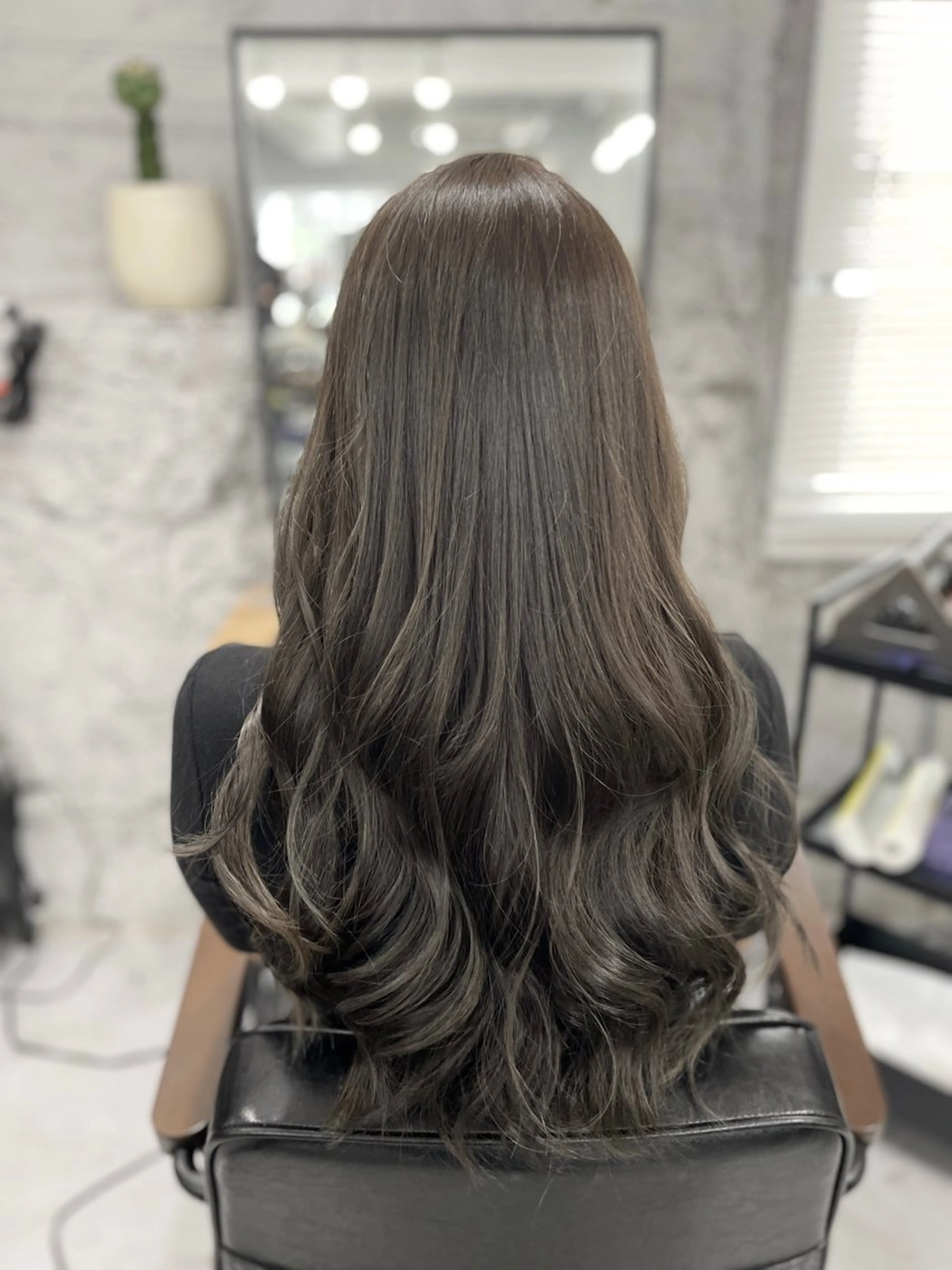 ロング カット ヘアカラー トリートメント MICO hairのヘアスタイル
