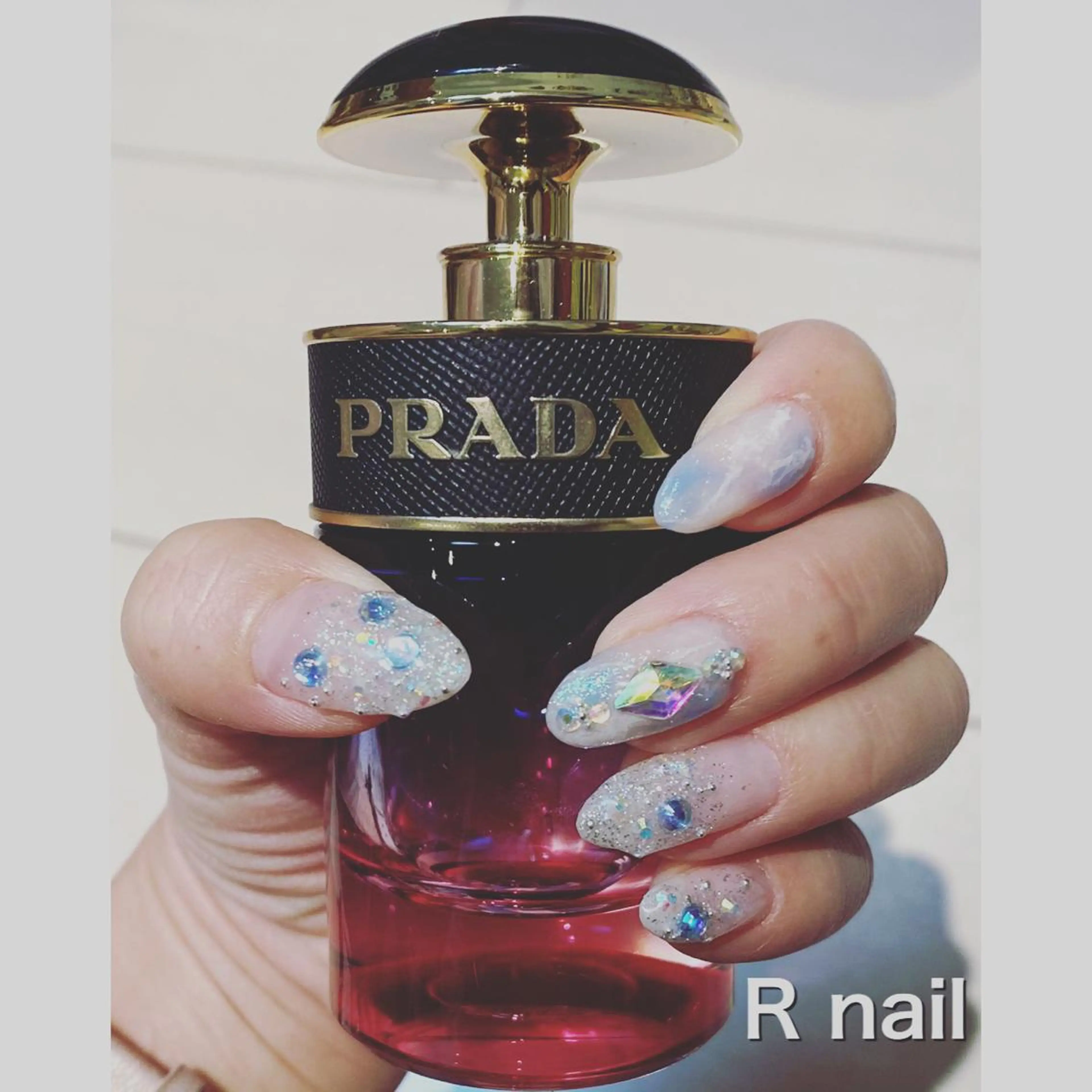 ネイル SUN&MOON REOのネイルデザイン