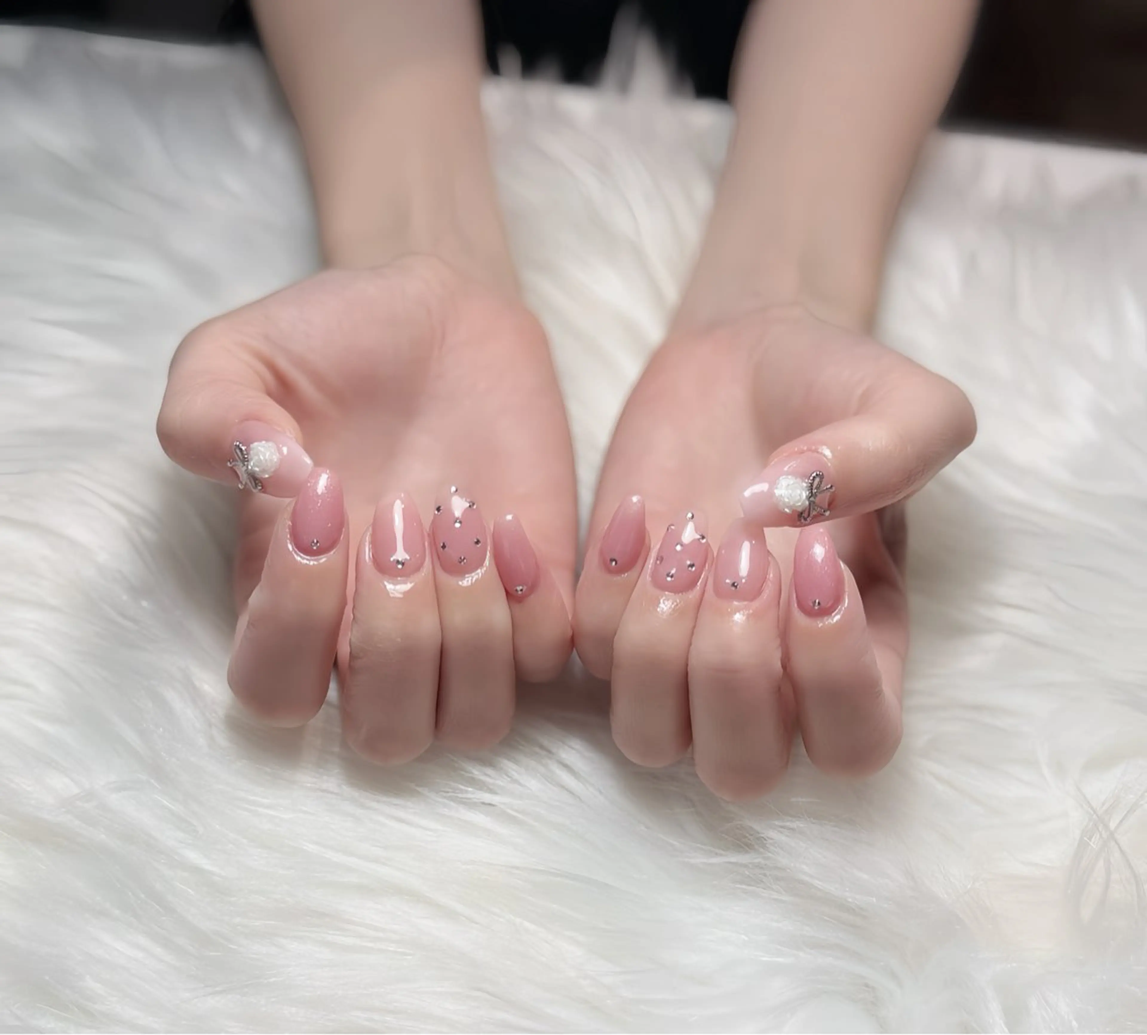 ネイル オーロラネイル チークネイル フットネイル フレンチネイル ジェルネイル ハンドネイル Nichi Nails❤️のネイルデザイン