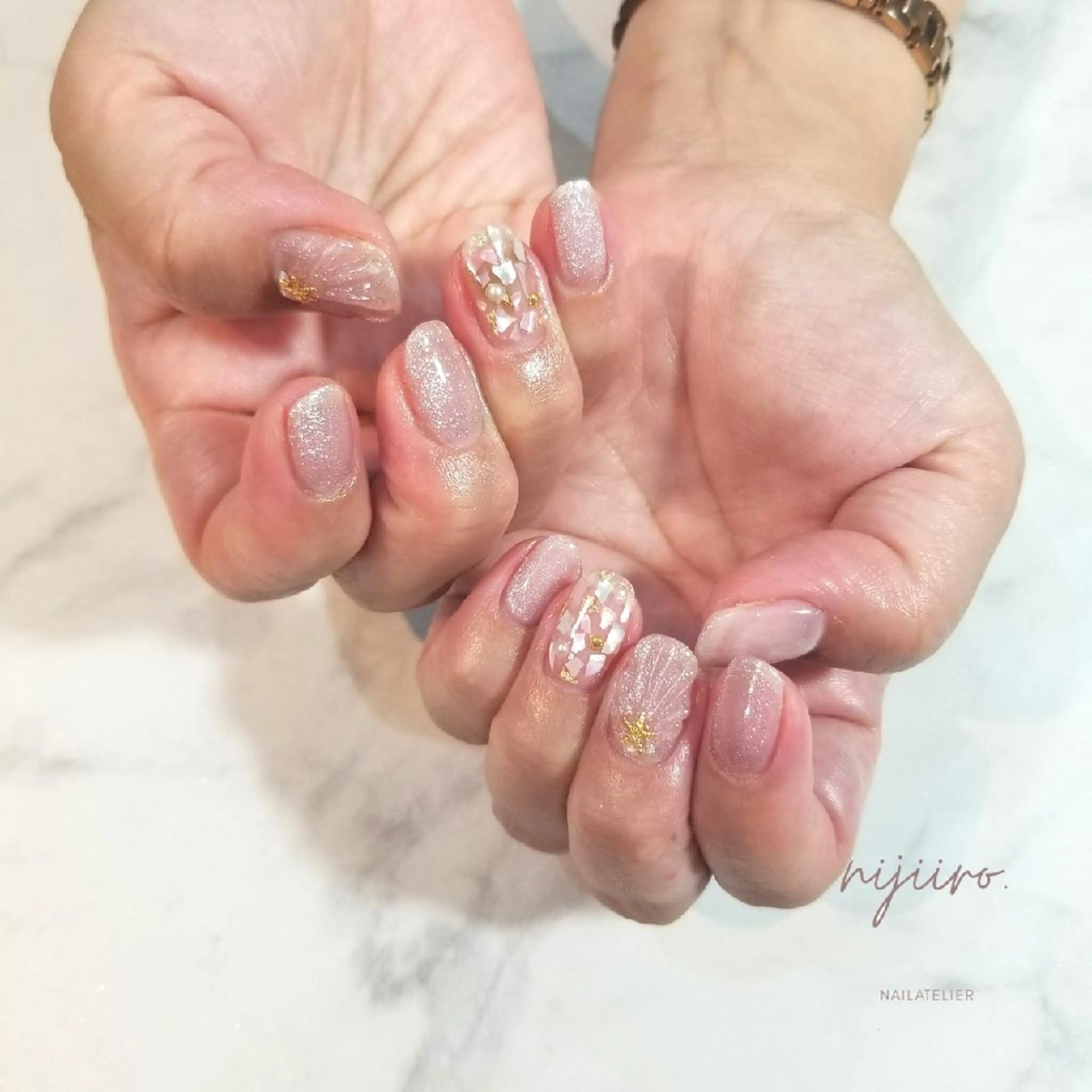 ネイル ハンドネイル nijiiro🌈 サトウのネイルデザイン