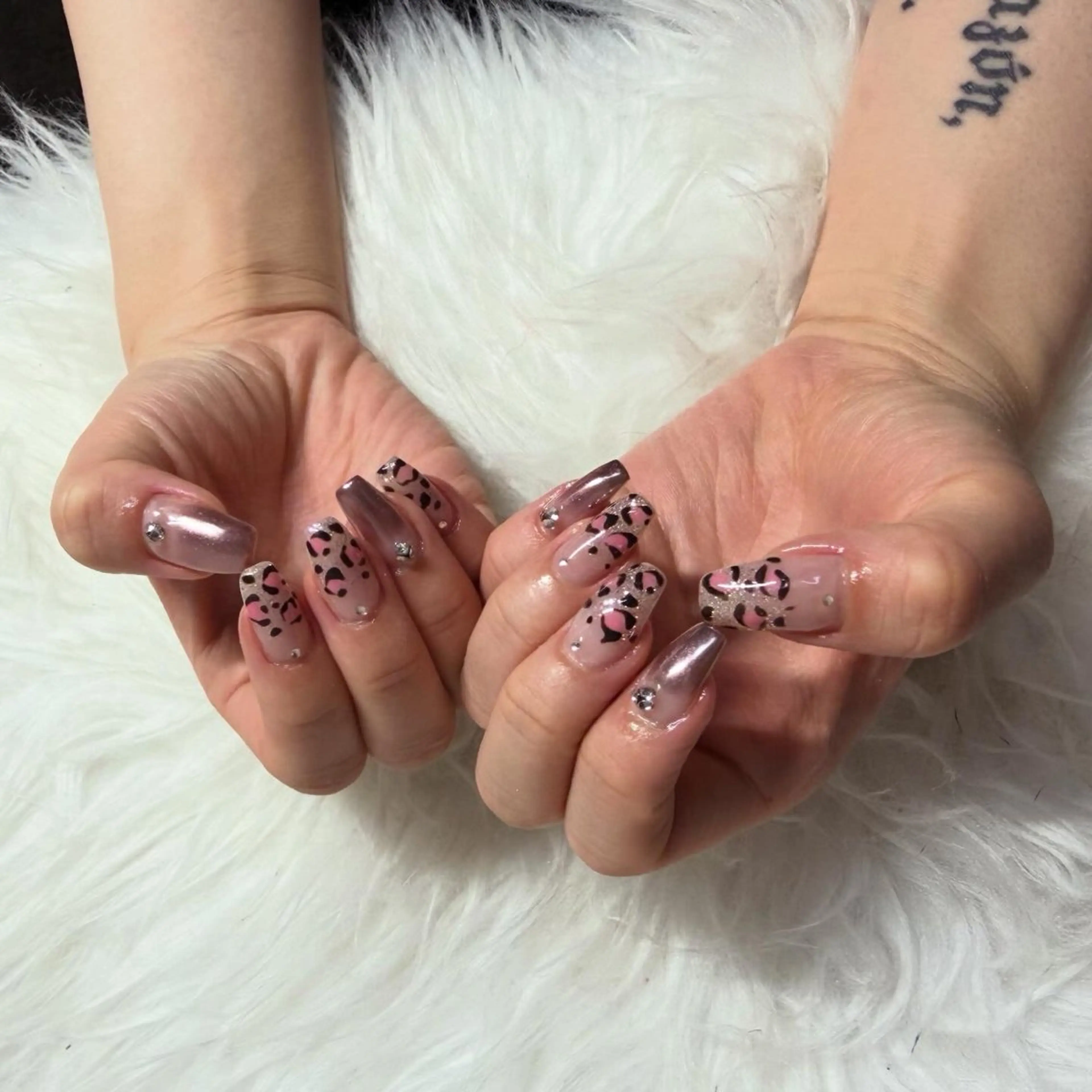 セミロング ハンドネイル mao .のネイルデザイン