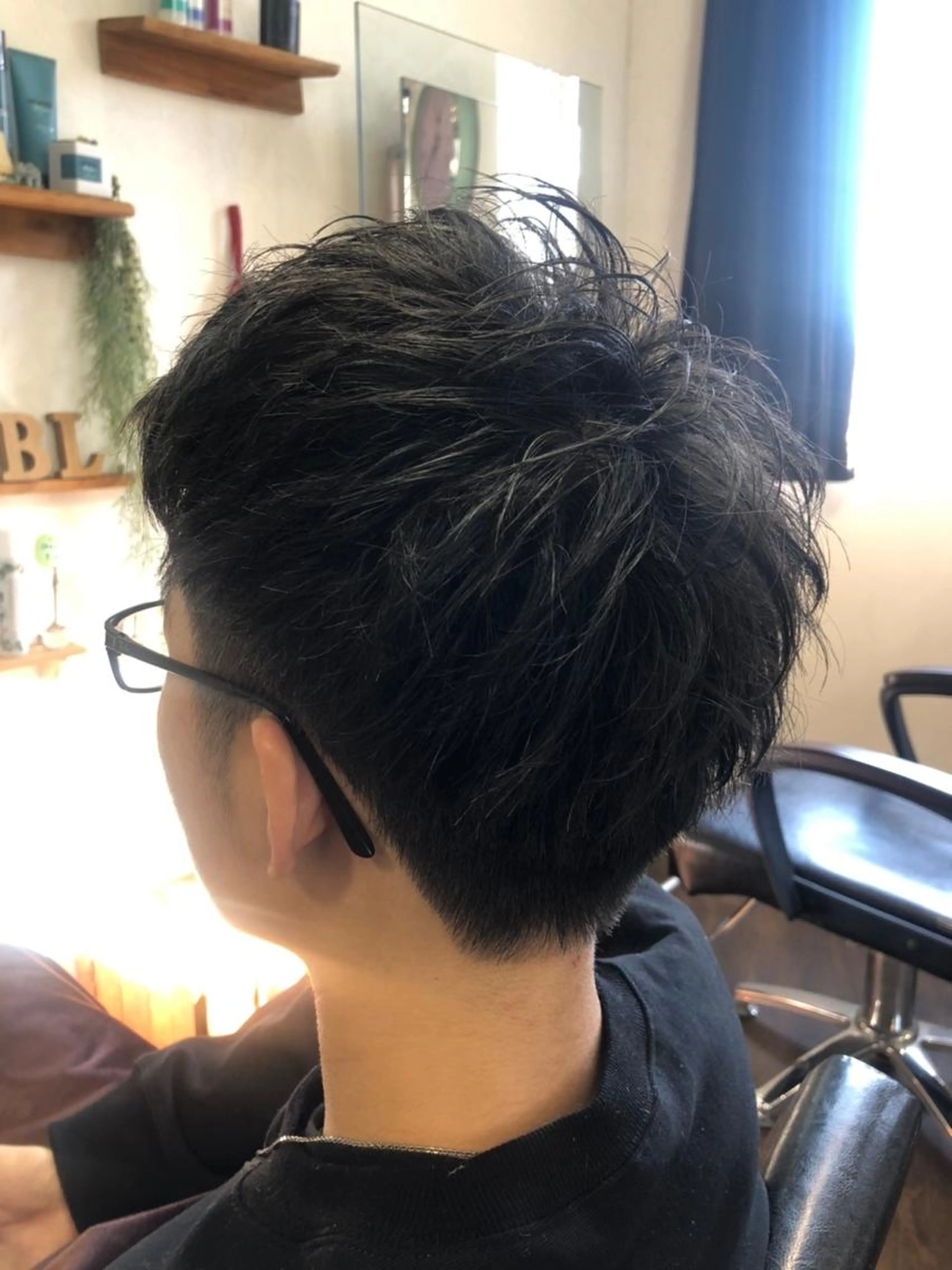 平日限定　メンズ眉カット+カットの写真