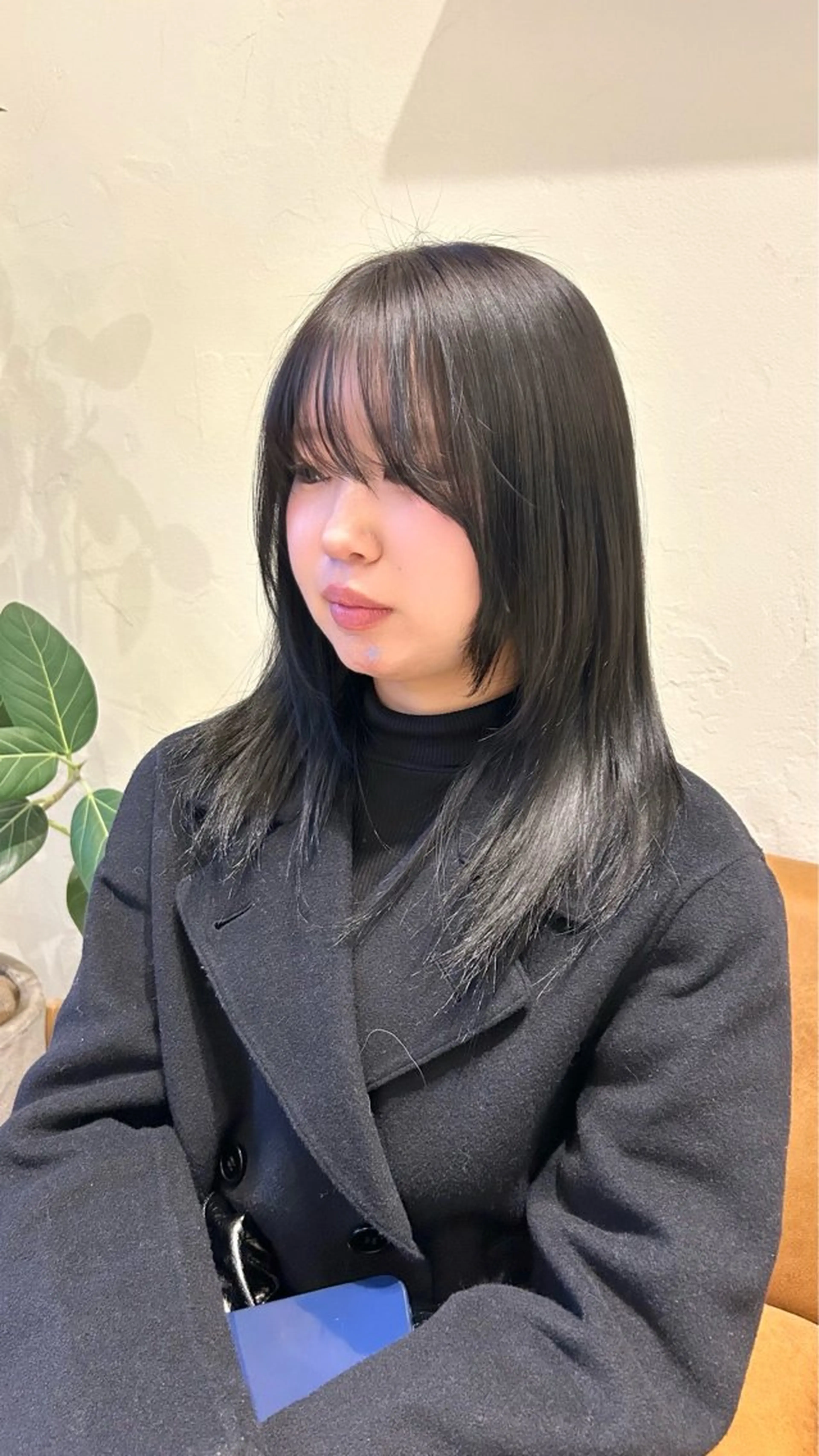 セミロング カラー ヘアカラー 透明感カラー×レイヤ ー🧊横田 冴のヘアスタイル
