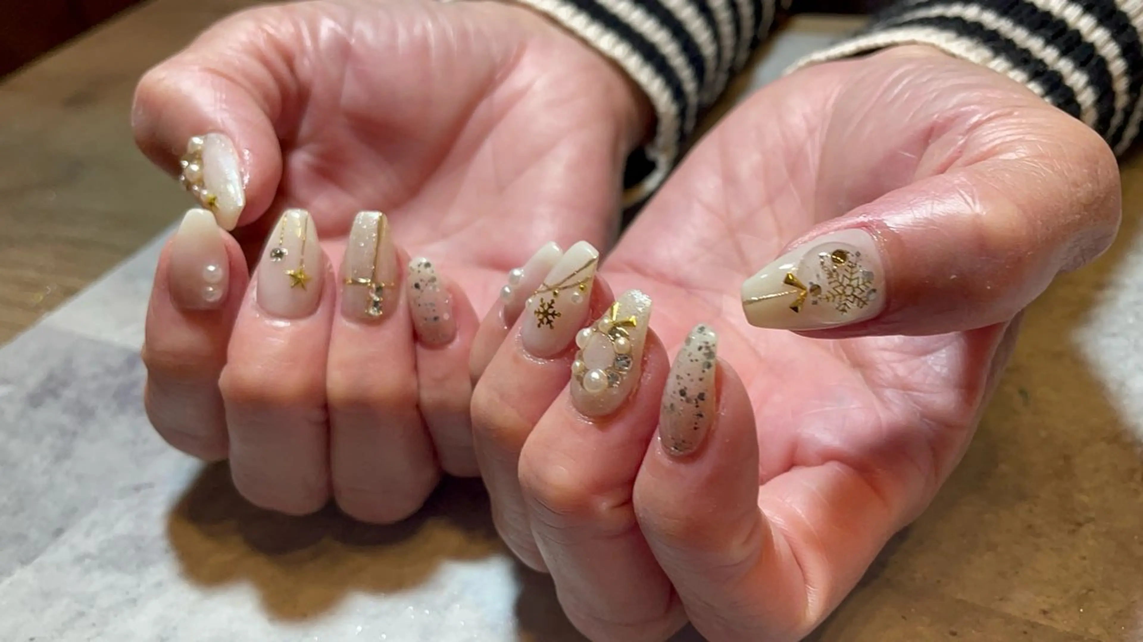 ネイル nail salon ラピスラズリのネイルデザイン