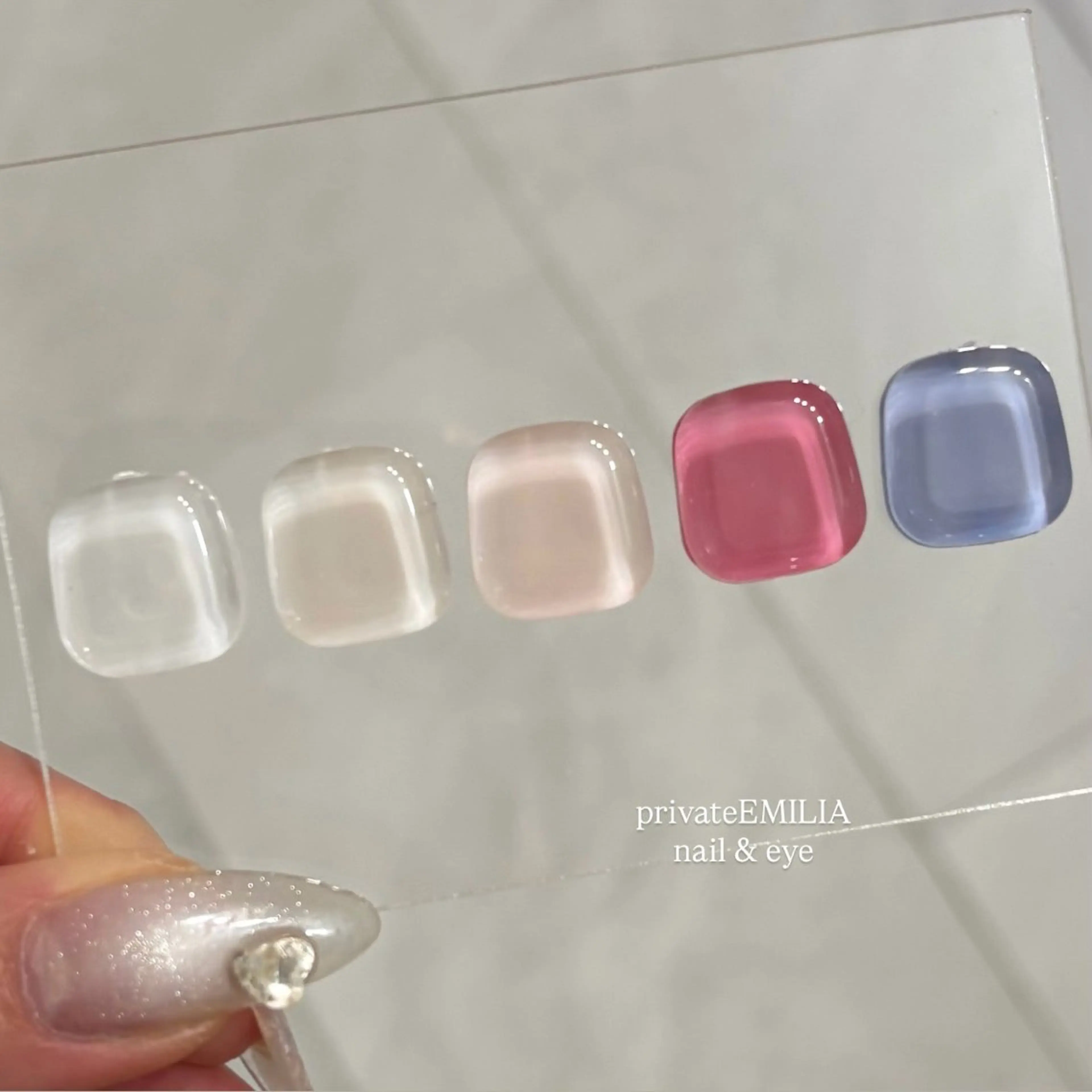 ワンカラー【オフ有り】の写真