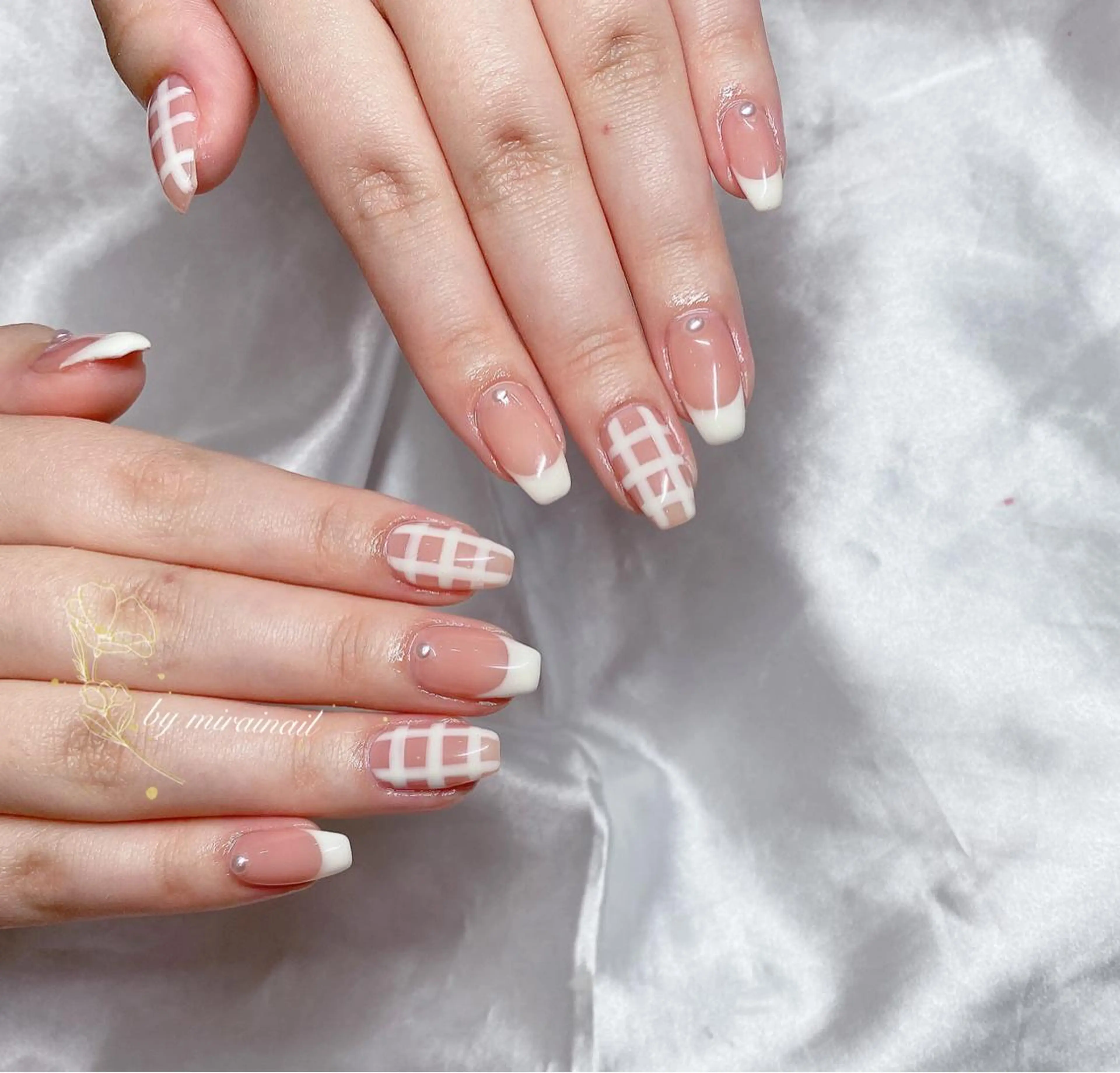 ネイル アートネイル 持ち込み ネイルサロン 9Carats神田のネイルデザイン