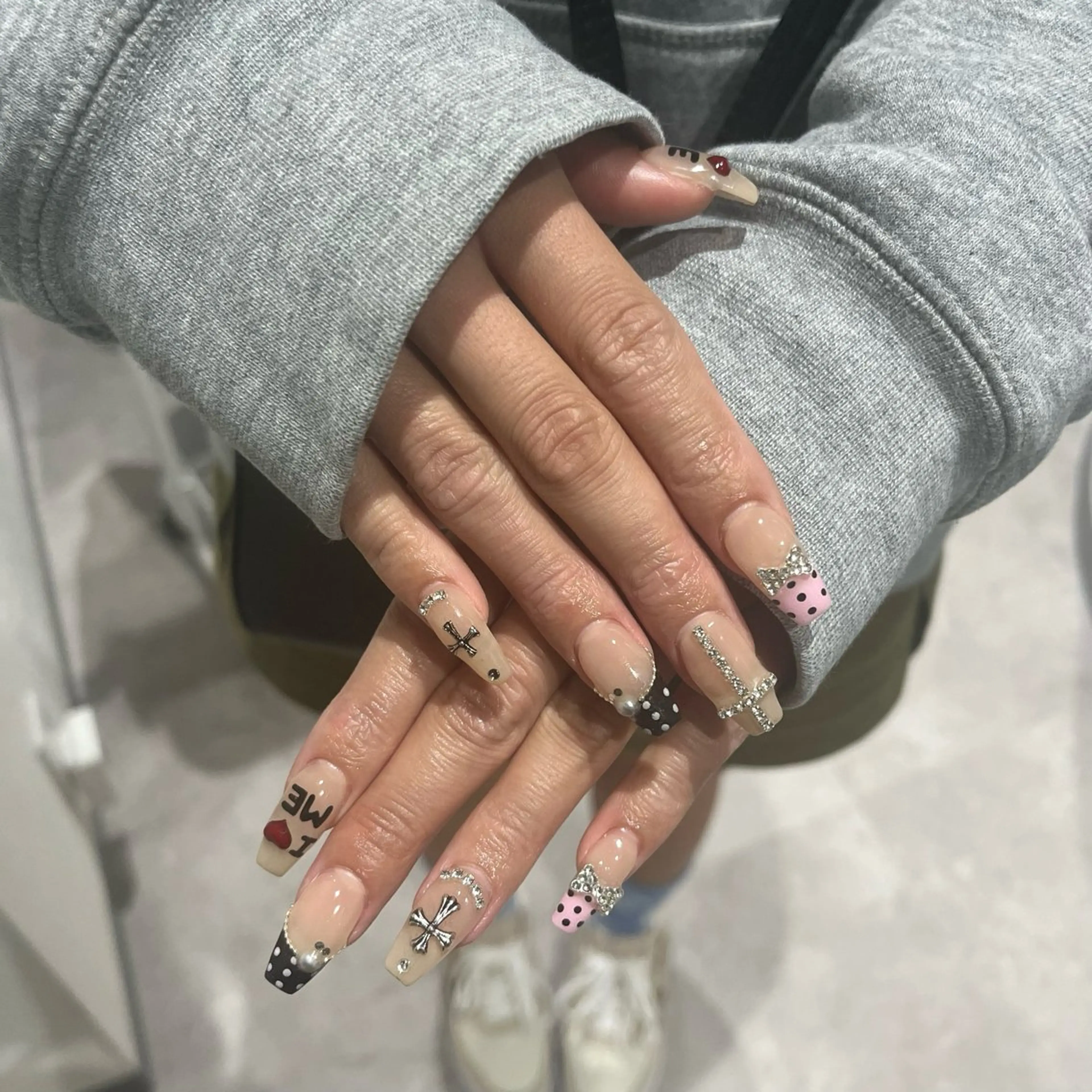 ネイル ハンドネイル IROHA nail Ami🐊🎀のネイルデザイン