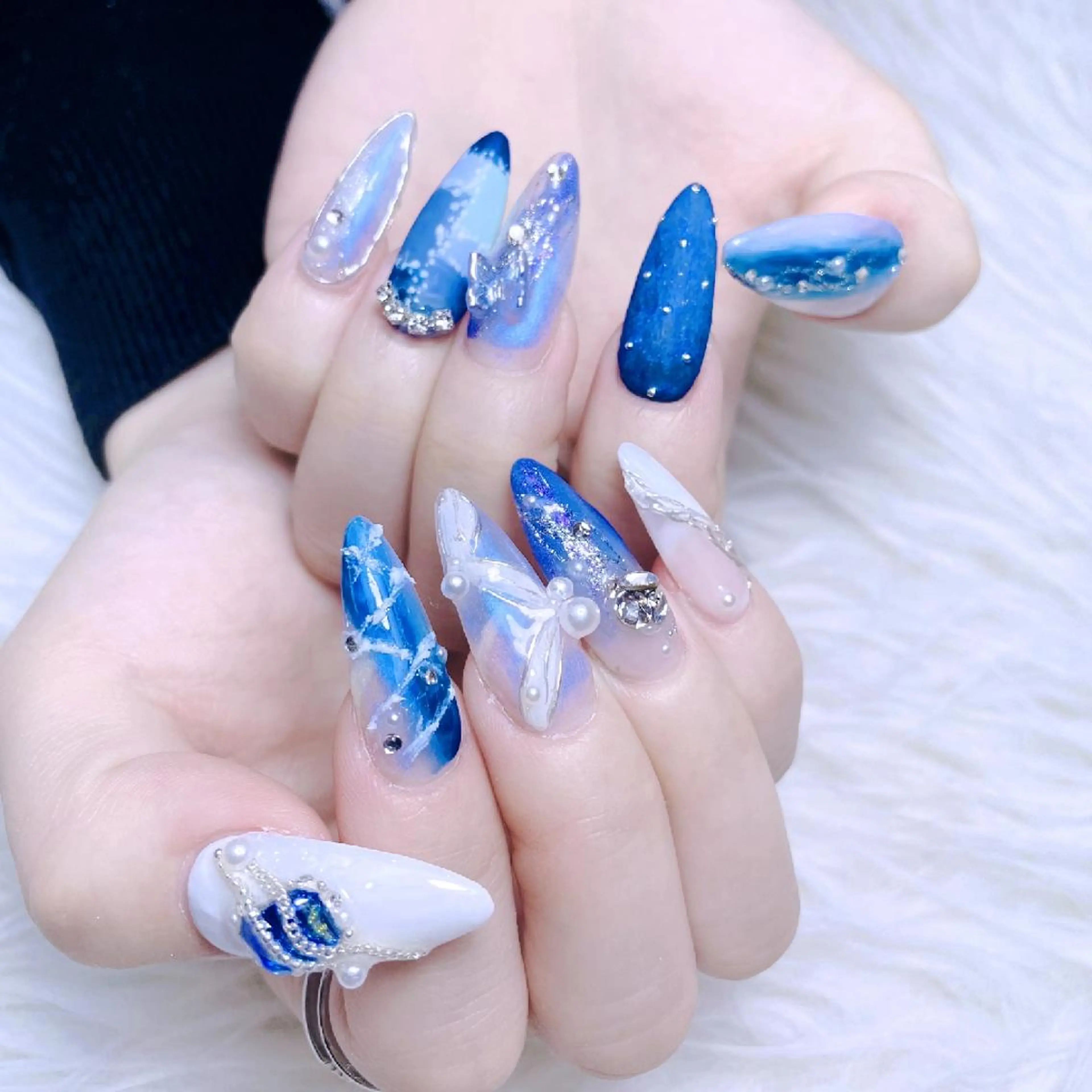 ネイル オーロラネイル フレンチネイル ハート 韓国ネイル ミラーネイル NailPrincess所属・princess スカルプ専門店のネイルデザイン