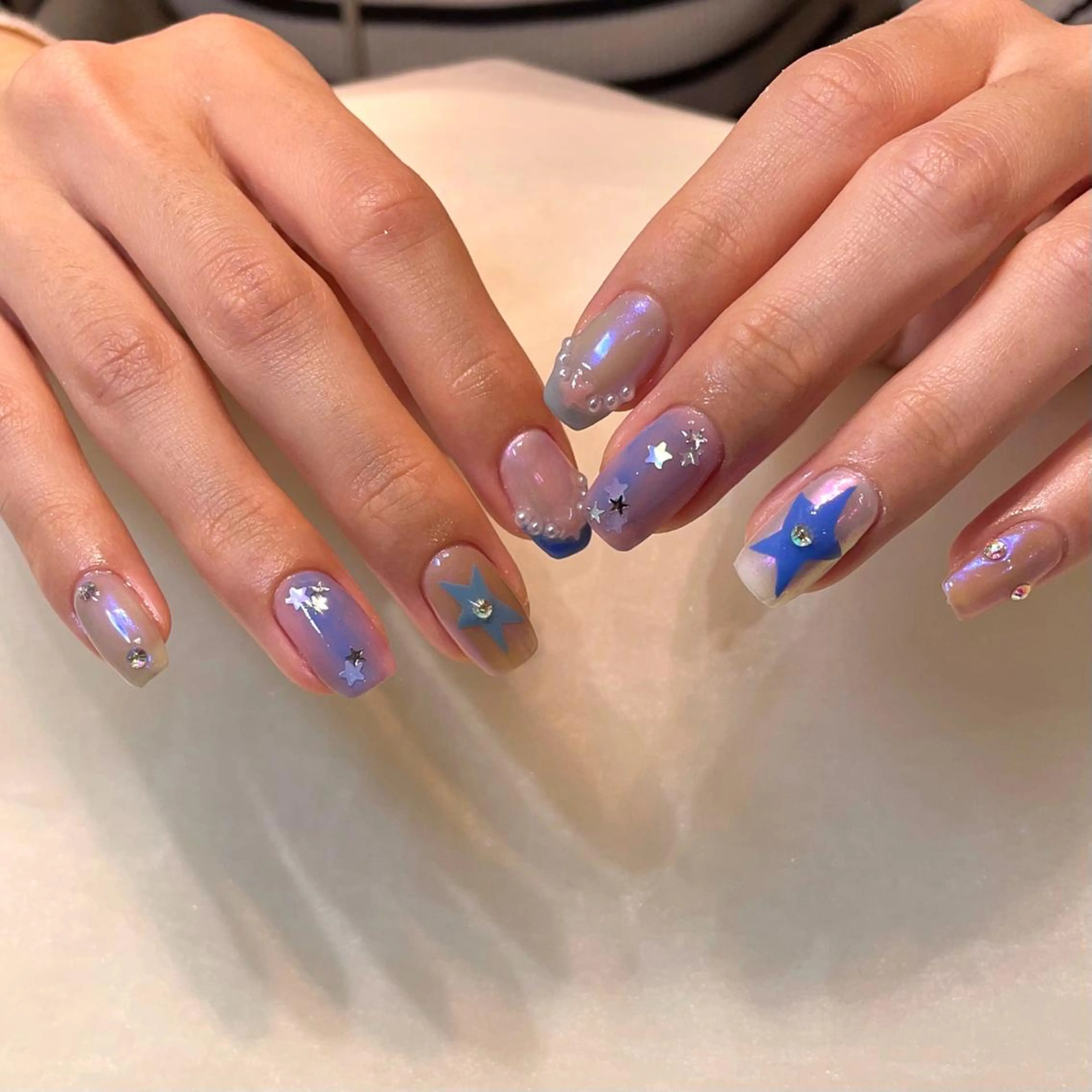 ネイル ハンドネイル 新井 ひなののネイルデザイン