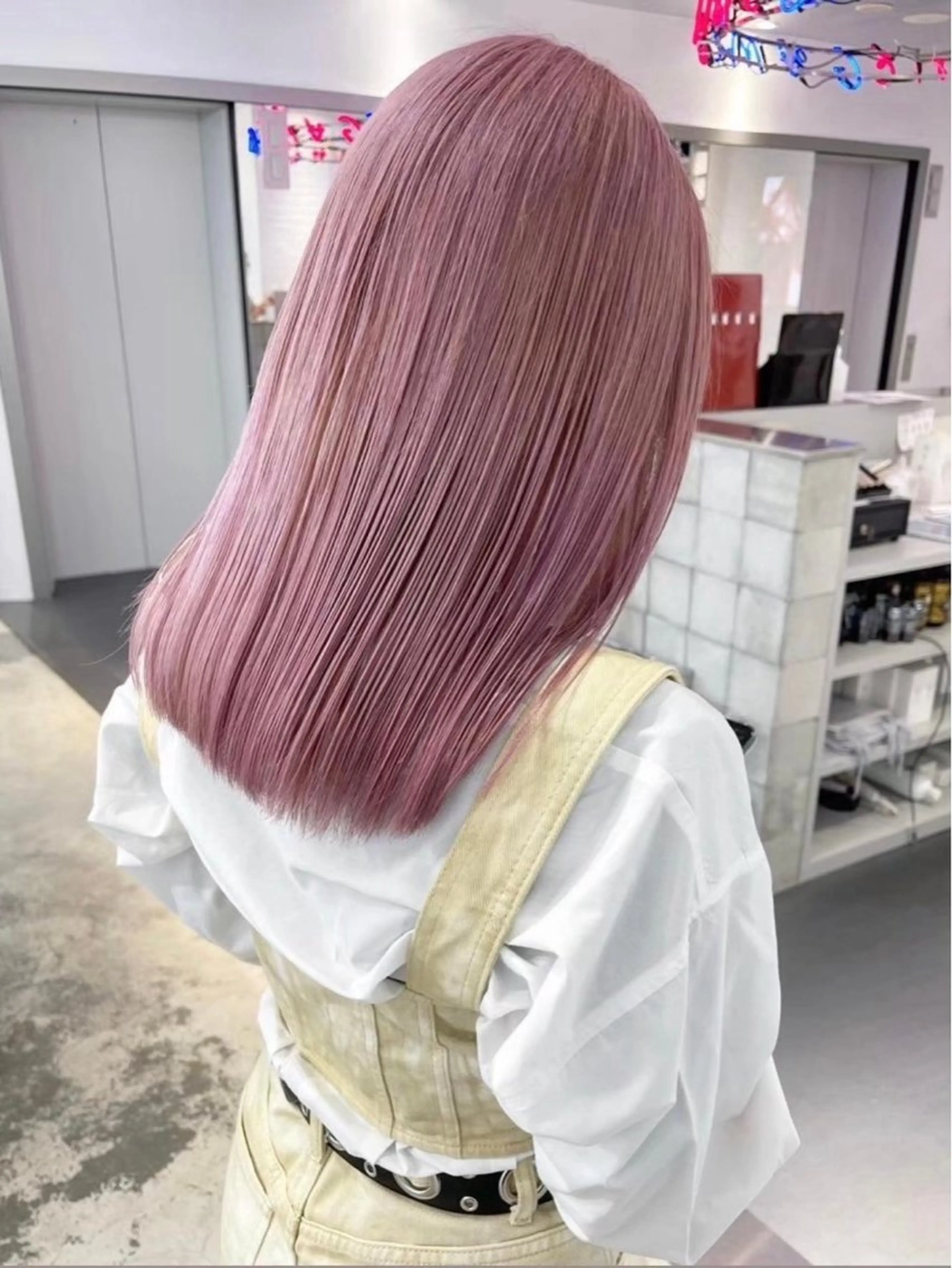 セミロング カラー ブリーチ/ハイトーン 🎀 Rionのヘアスタイル