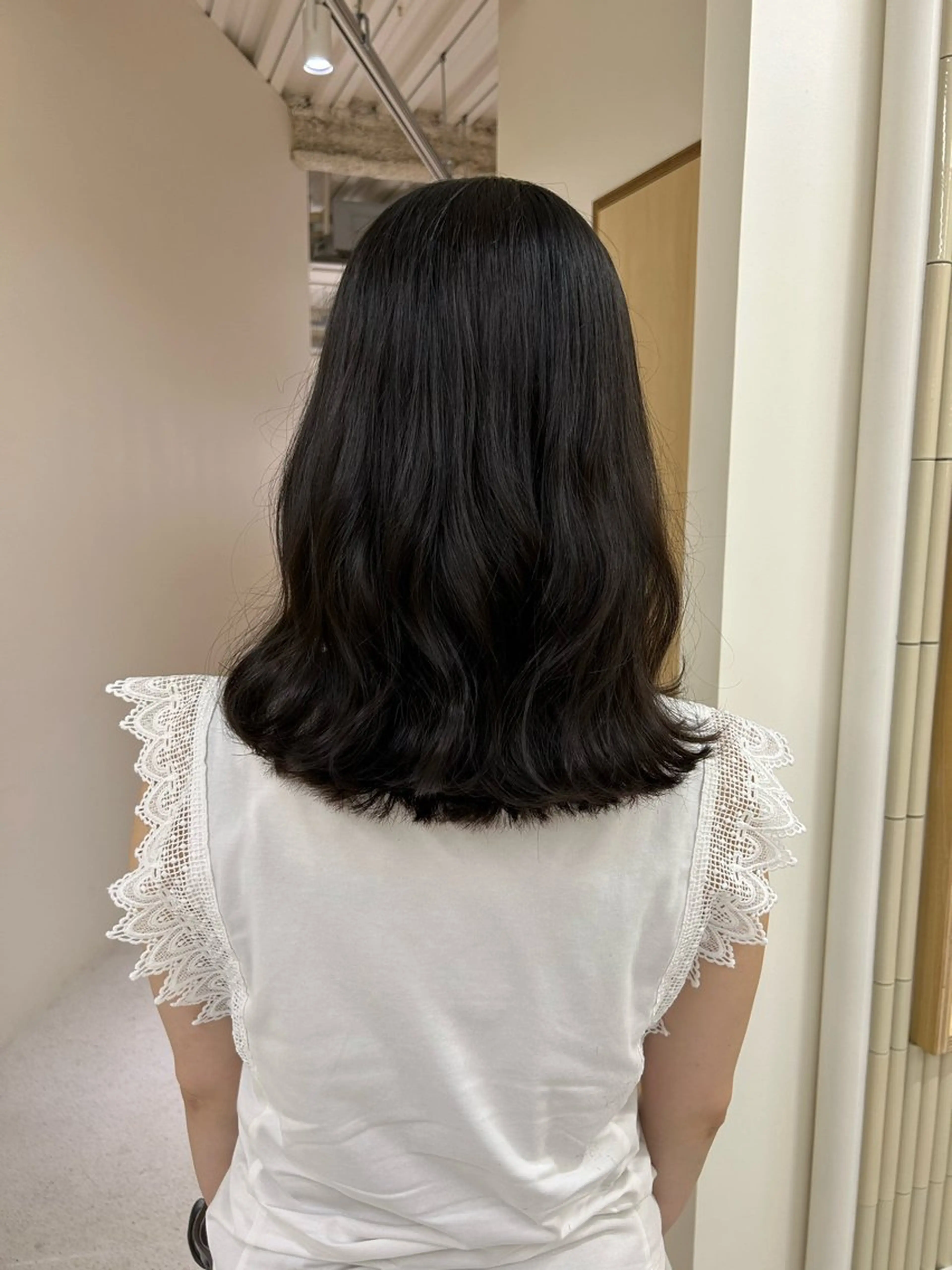 ミディアム 田中 樹奈のヘアスタイル