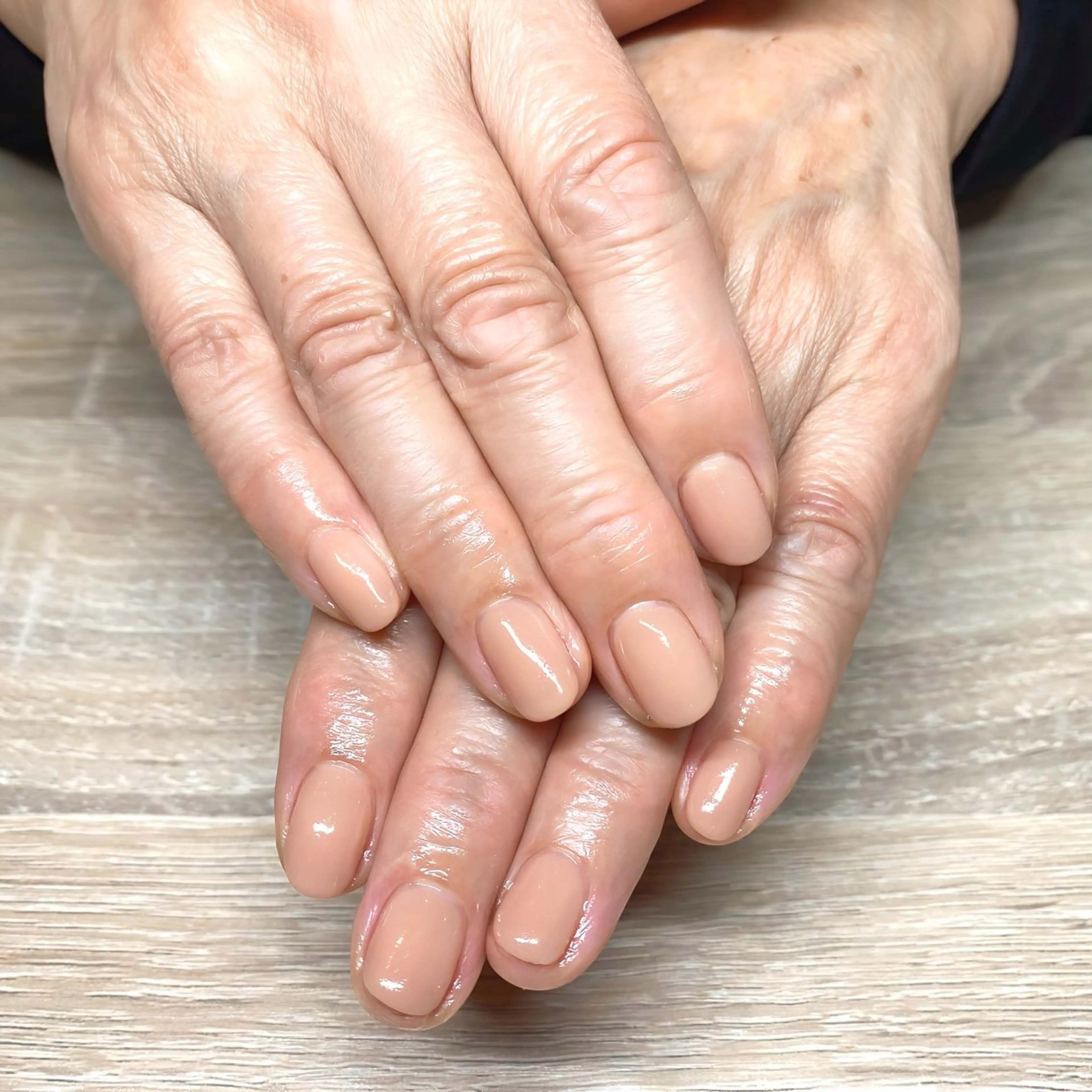 ネイル luxe新潟店 airiのネイルデザイン