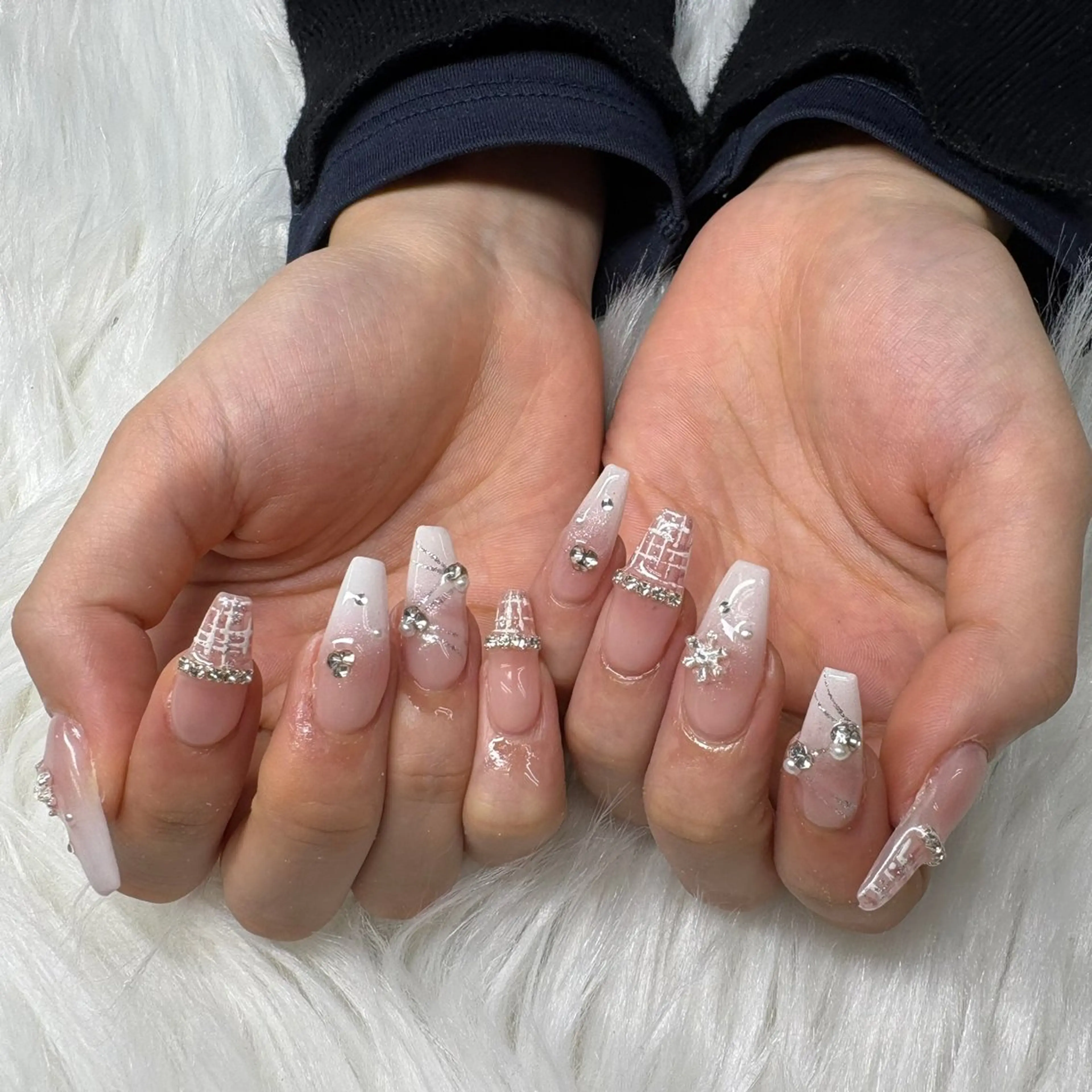 ネイル ハンドネイル SHION  のネイルデザイン