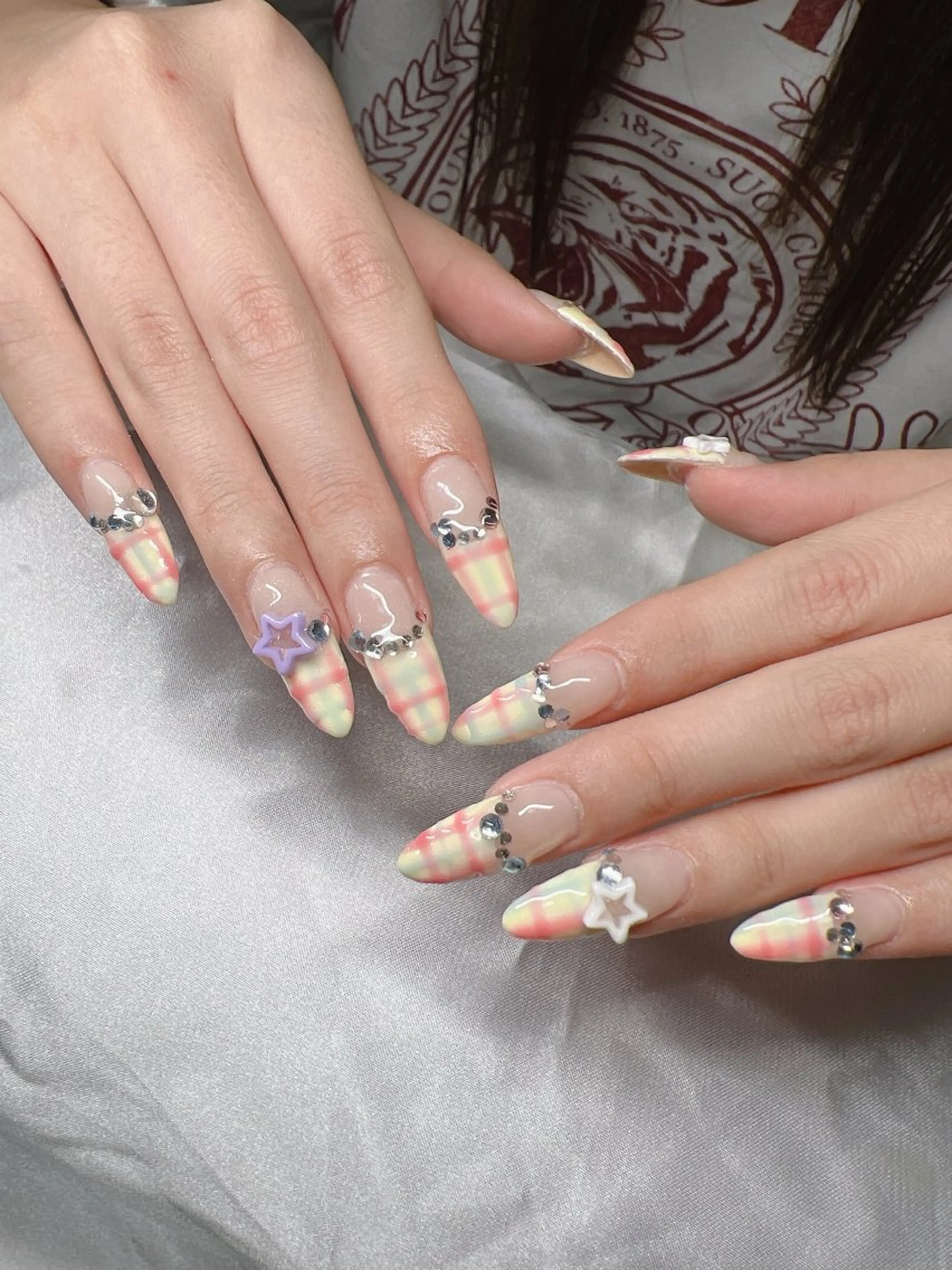 ネイル Lee Nailsのネイルデザイン