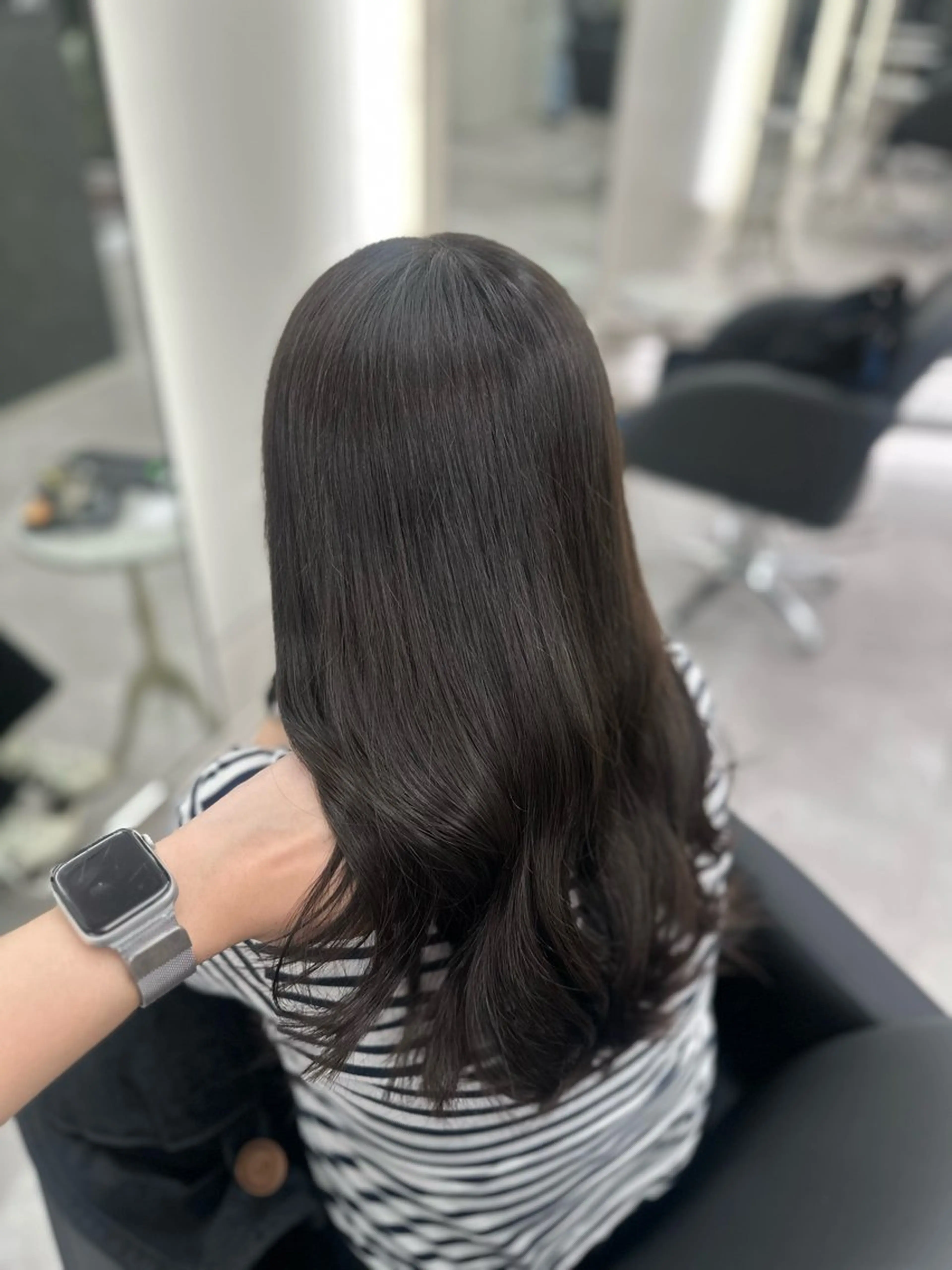 ロング カラー 透明感カラー グレージュ 縮毛矯正/艶カラー /髪質改善/なんばのヘアスタイル