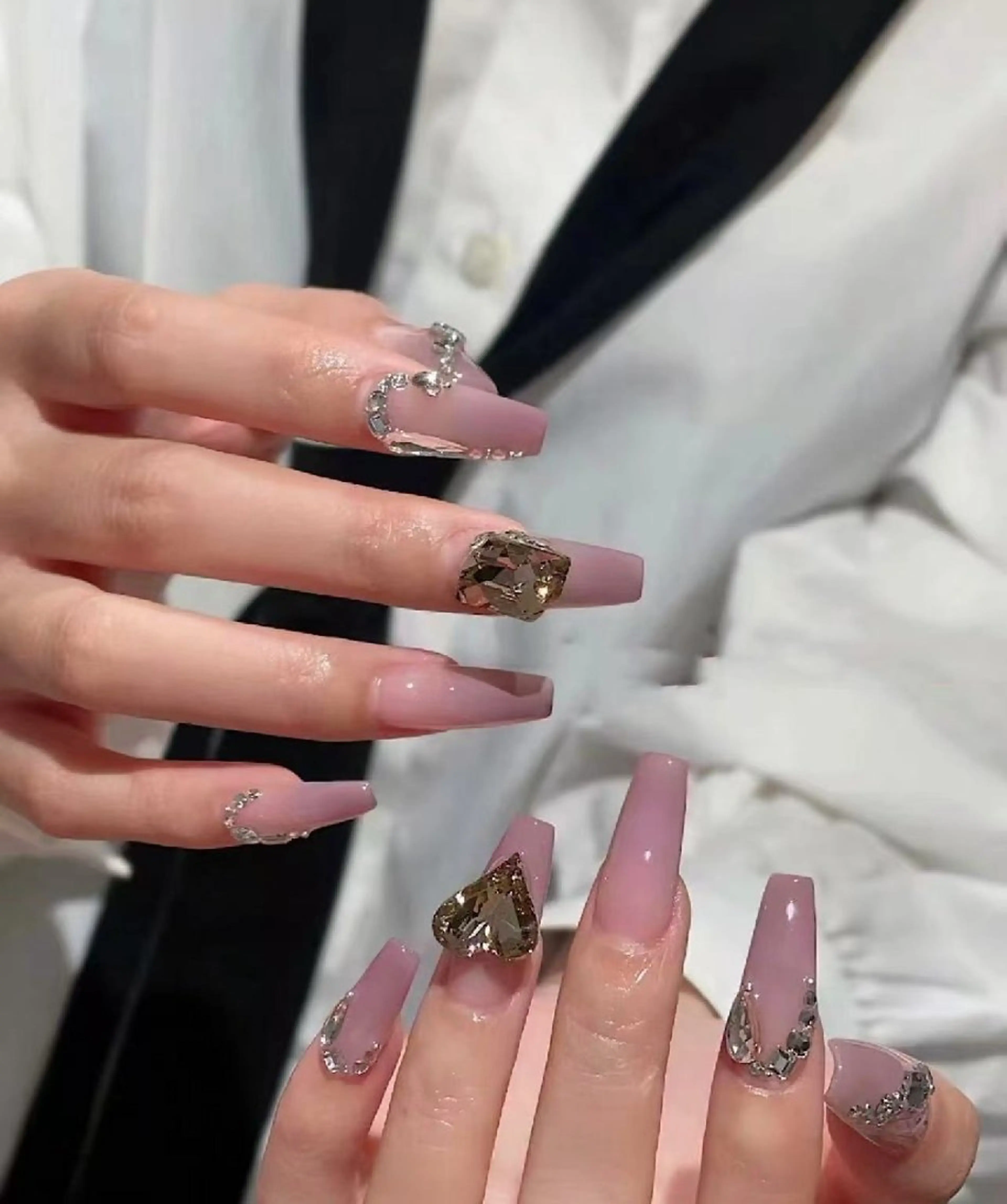 10本チップ長さ出しｘパーツつけ放題の写真