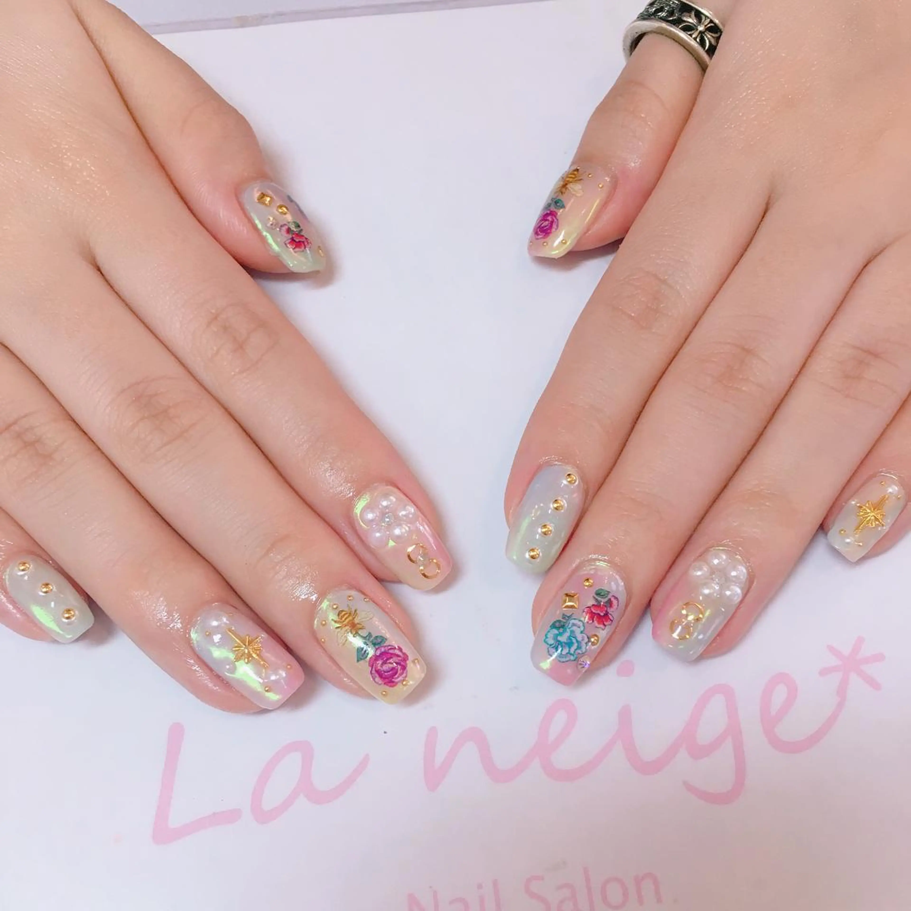 ネイル ロングネイル La neige* yuki 🐩🌙のネイルデザイン