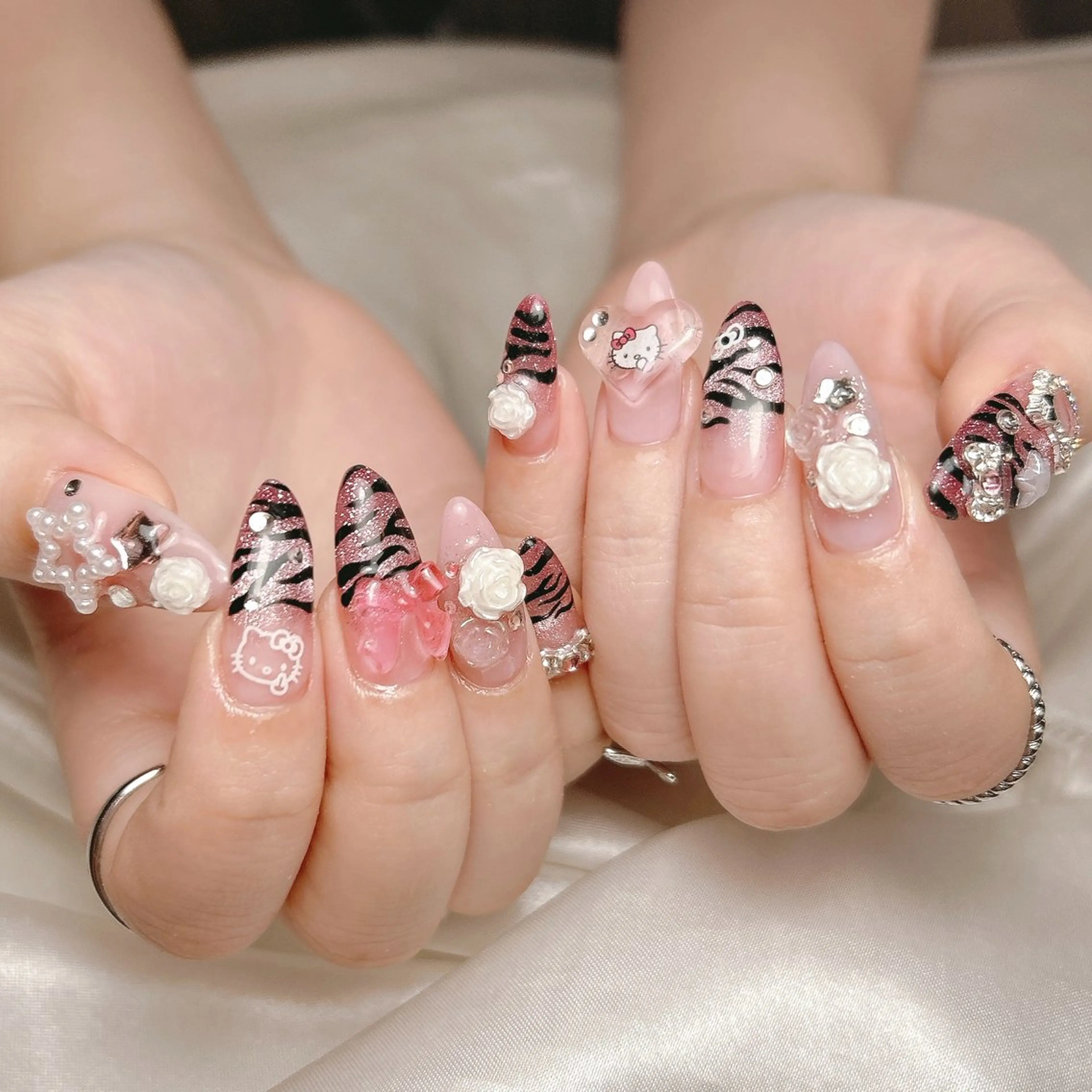 ネイル アニマル柄 ハンドネイル junna 金山.東別院.上前津のネイルデザイン