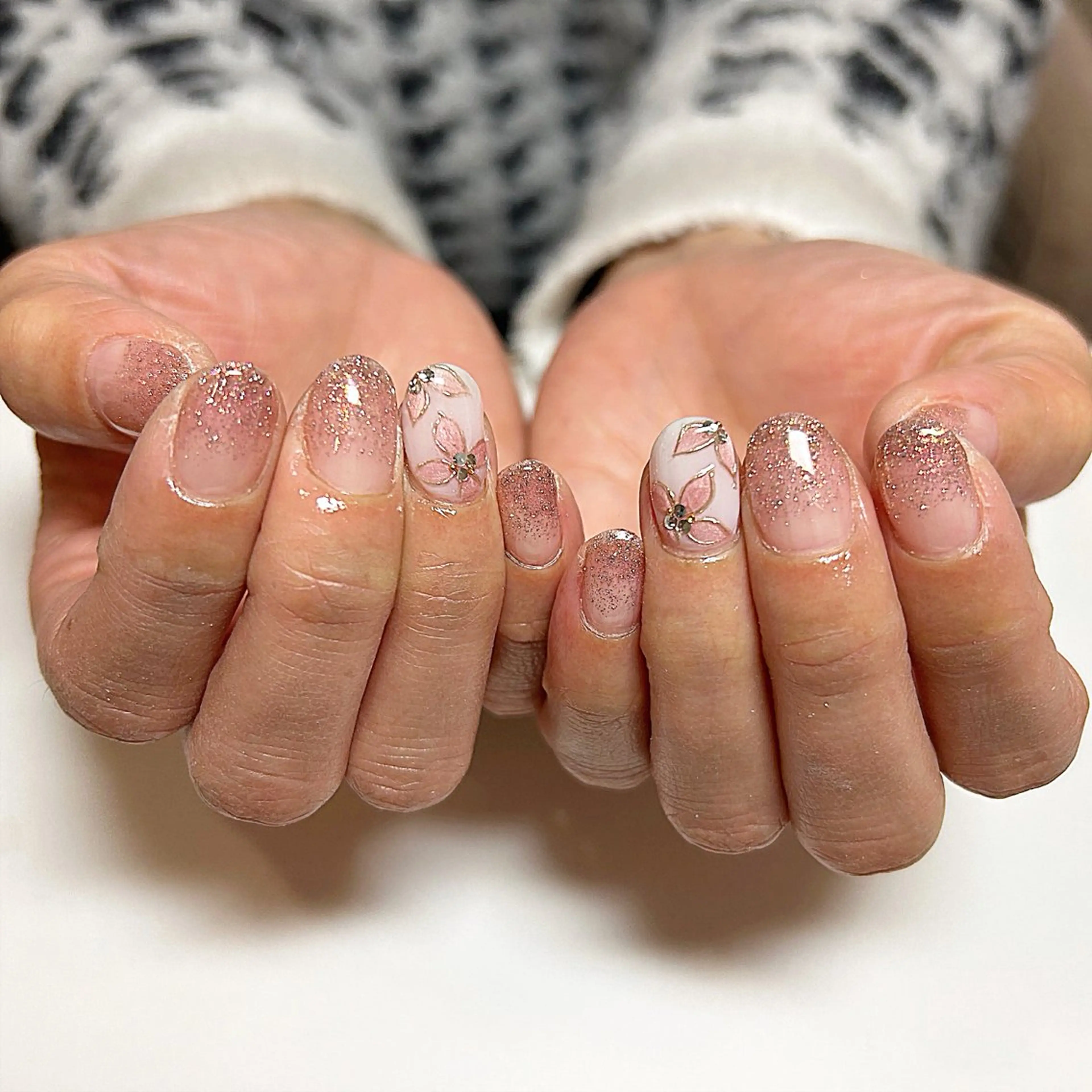 ネイル RUCA 枝のネイルデザイン