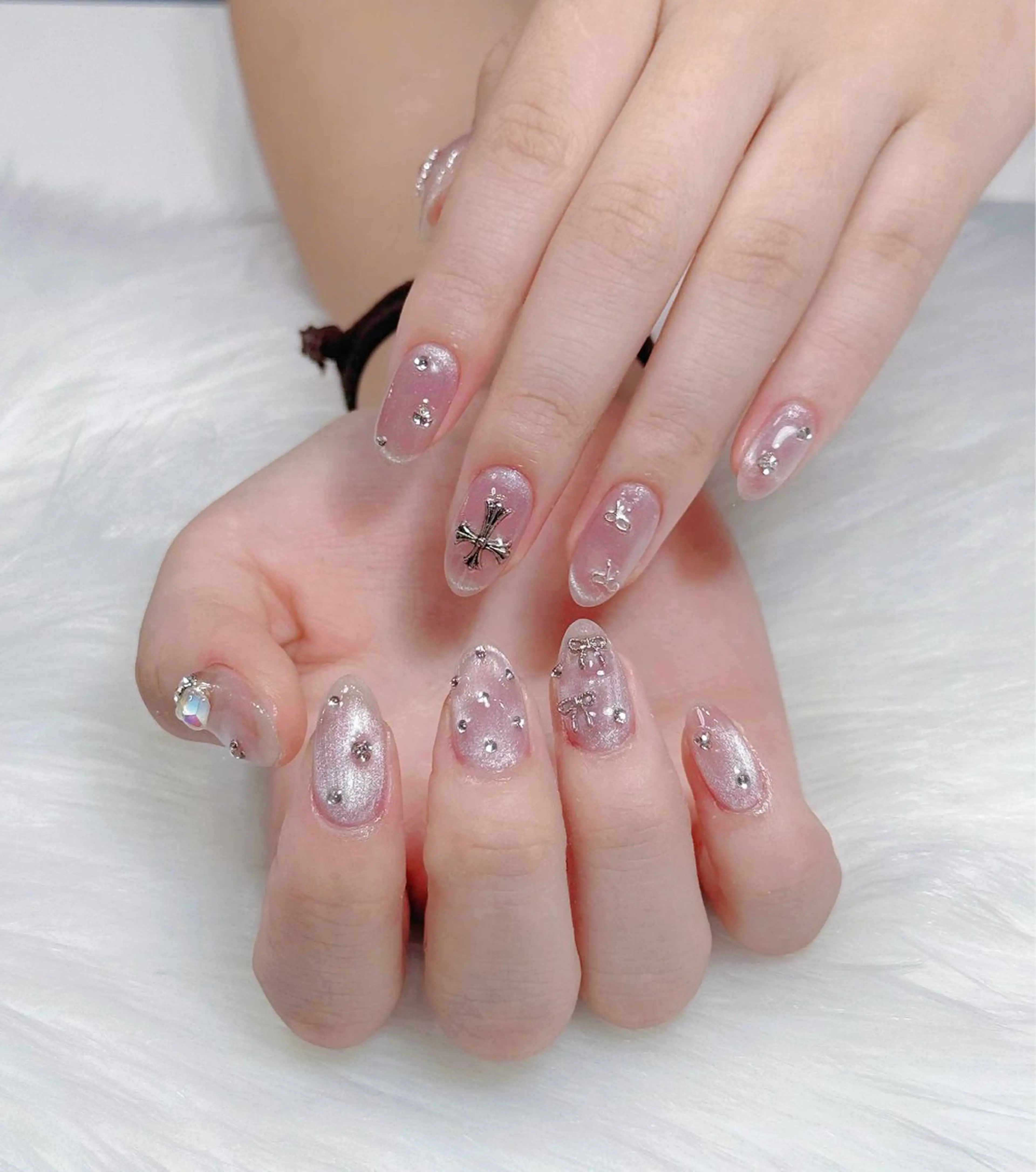 ネイル オーロラネイル チークネイル フットネイル フレンチネイル ジェルネイル ハンドネイル Nichi Nailsのネイルデザイン