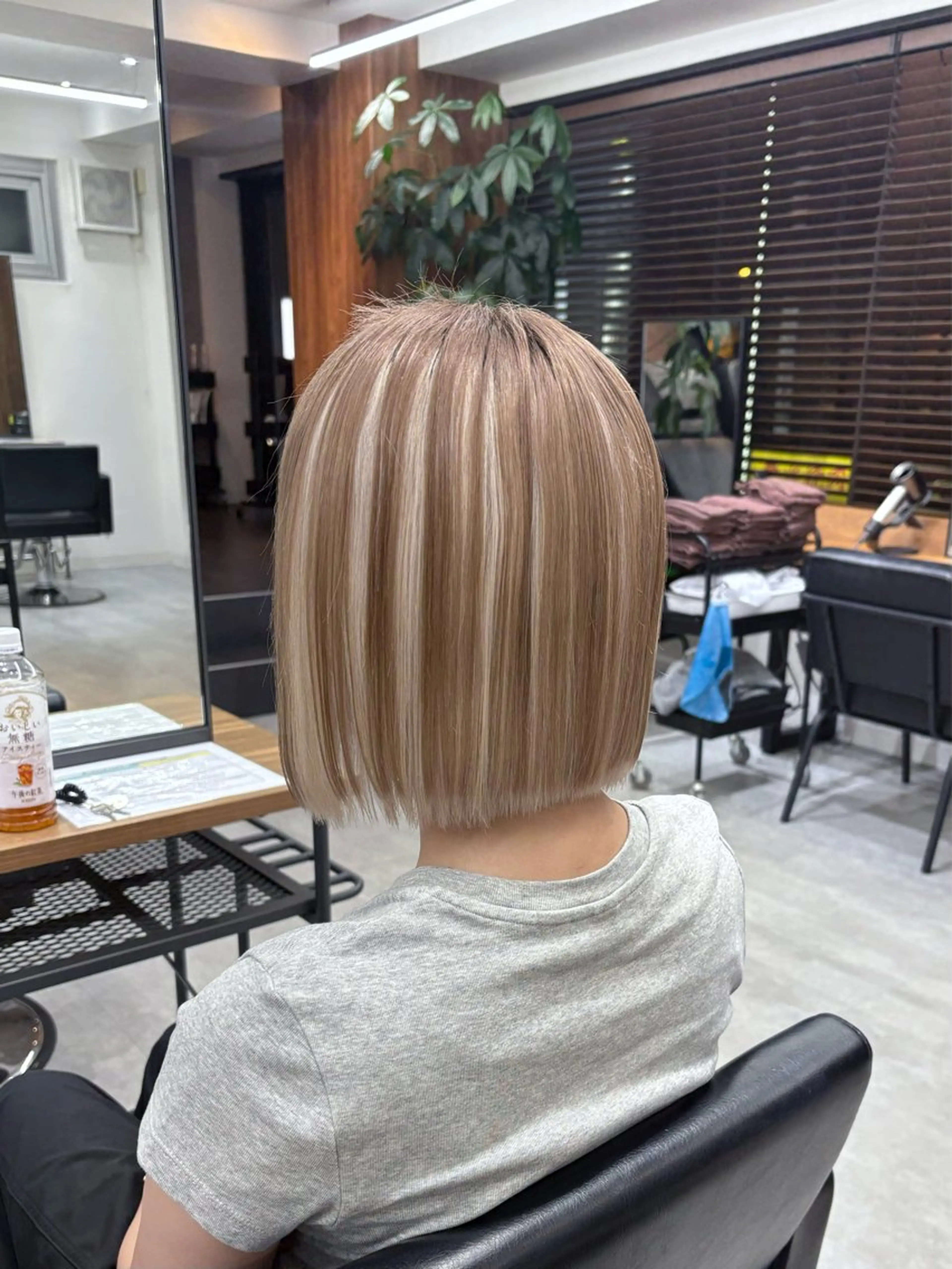 ショート カラー ベージュカラー ブラウンカラー ハイトーンカラー ホワイトベージュ ENA💗NEXT /ハイトーンエクステのヘアスタイル