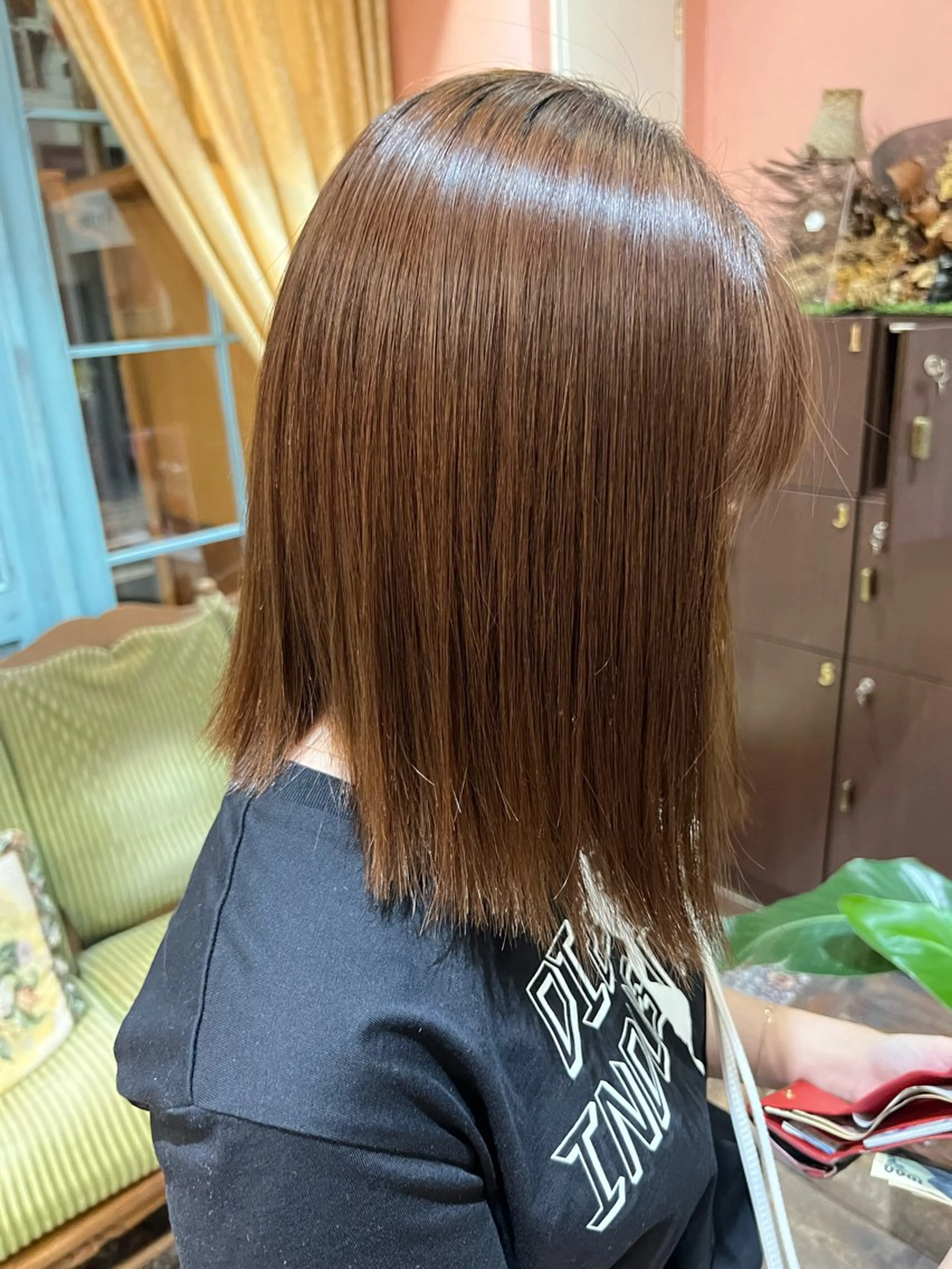 ミディアム パーマ 酸性ストレート ストレートパーマ PON　ハイトーン ショートカット心斎橋のヘアスタイル