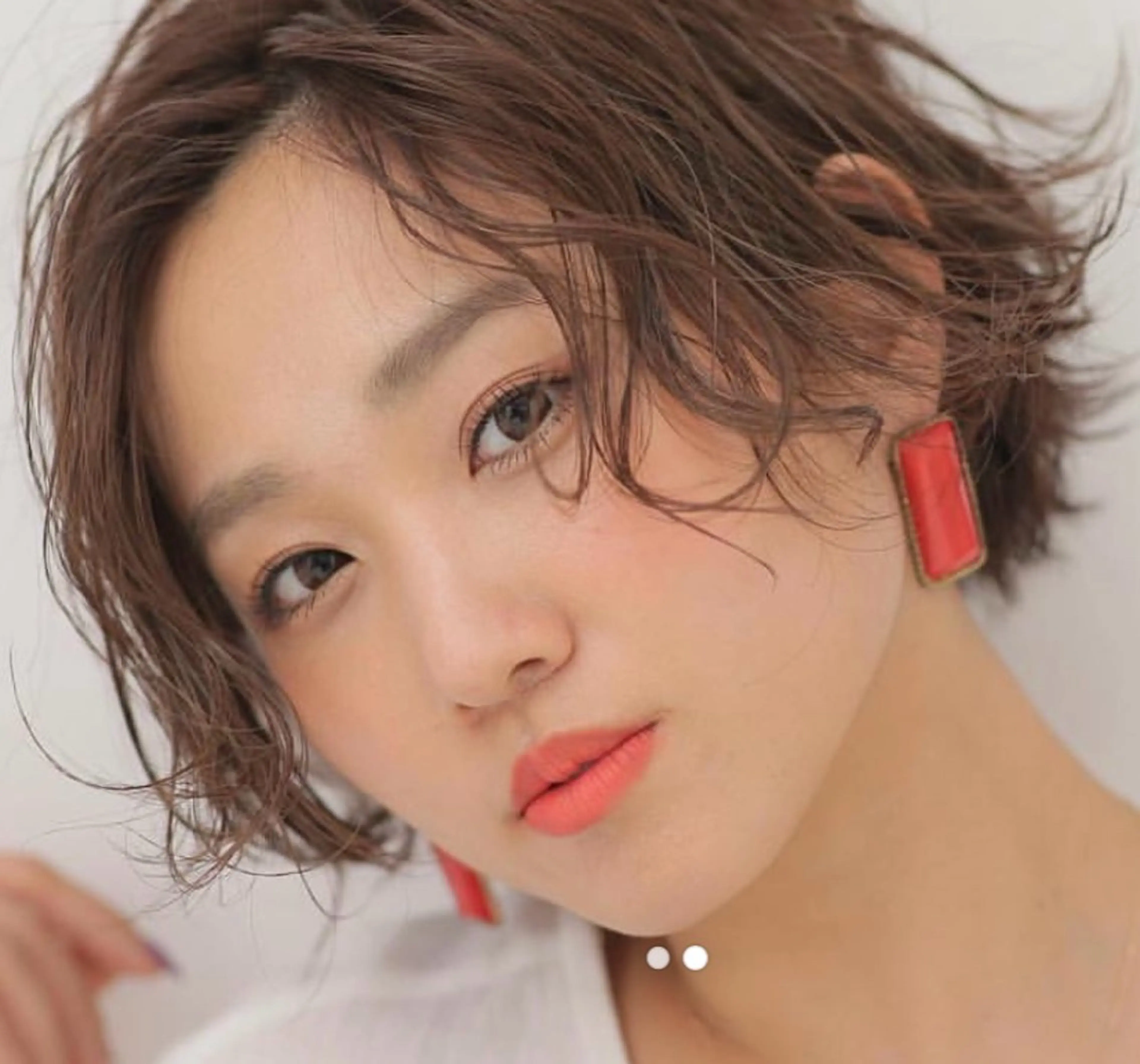 ショート デザインカット カット トリートメント メテオ ／ヘアカラー 西川菜実のヘアスタイル