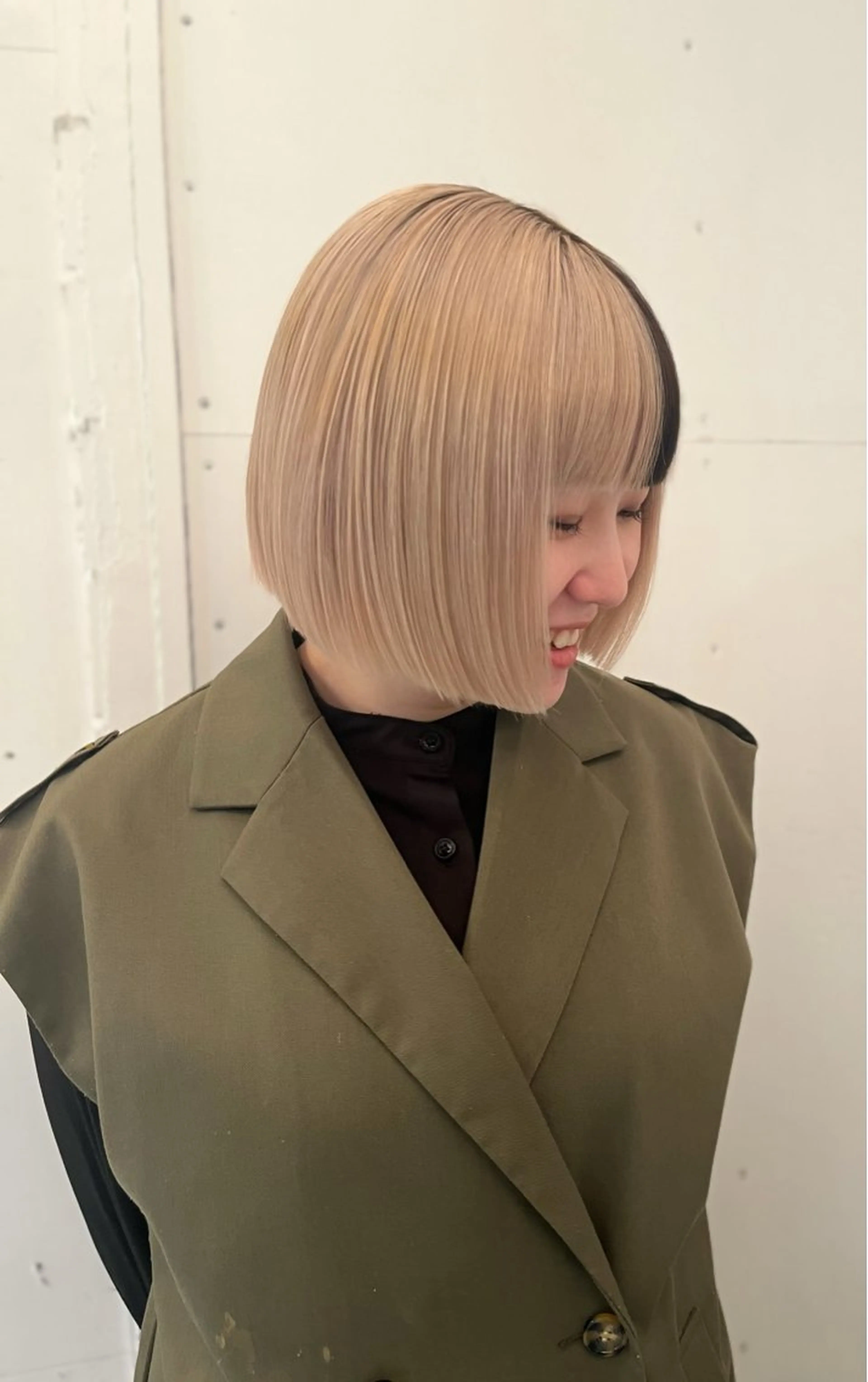 ミディアム カラー ハイトーンカラー ブリーチなし/透明感 /ショート/大世のヘアスタイル