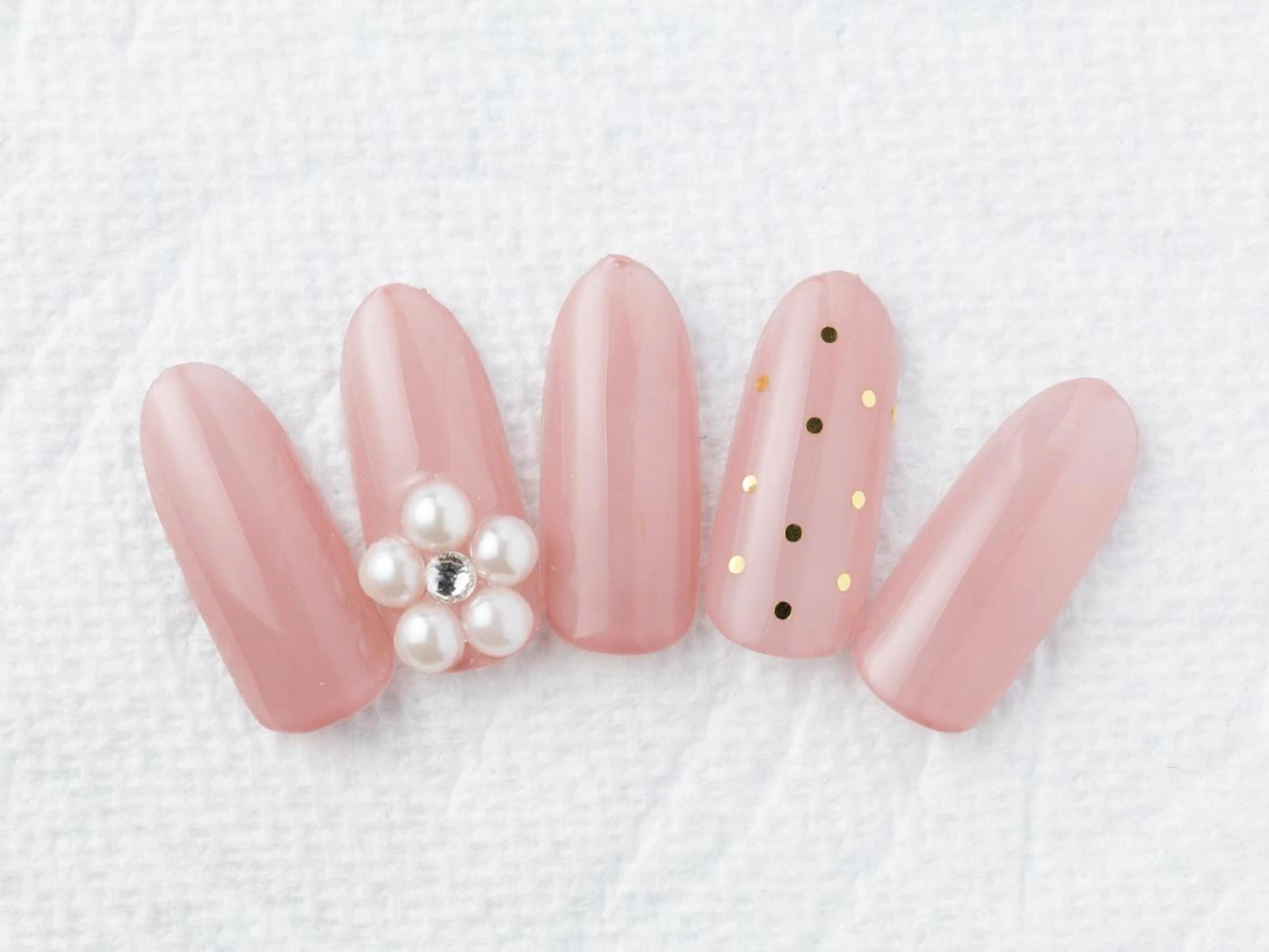 ネイル サロン名Ariel KANAのネイルデザイン