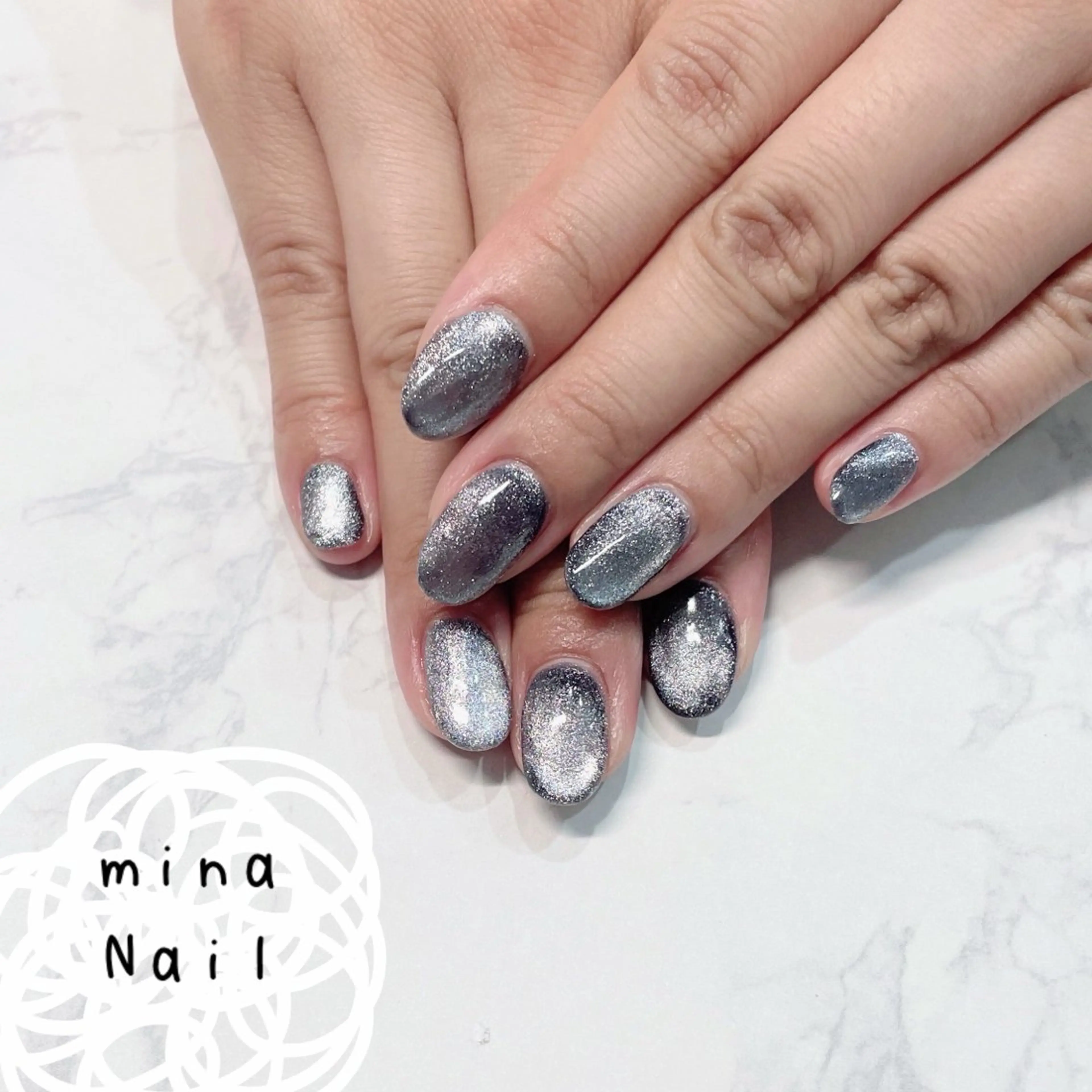ネイル ラメ(グリッター) マグネットネイル ネイビー ワンカラーネイル 冬ネイル mina Nailのネイルデザイン
