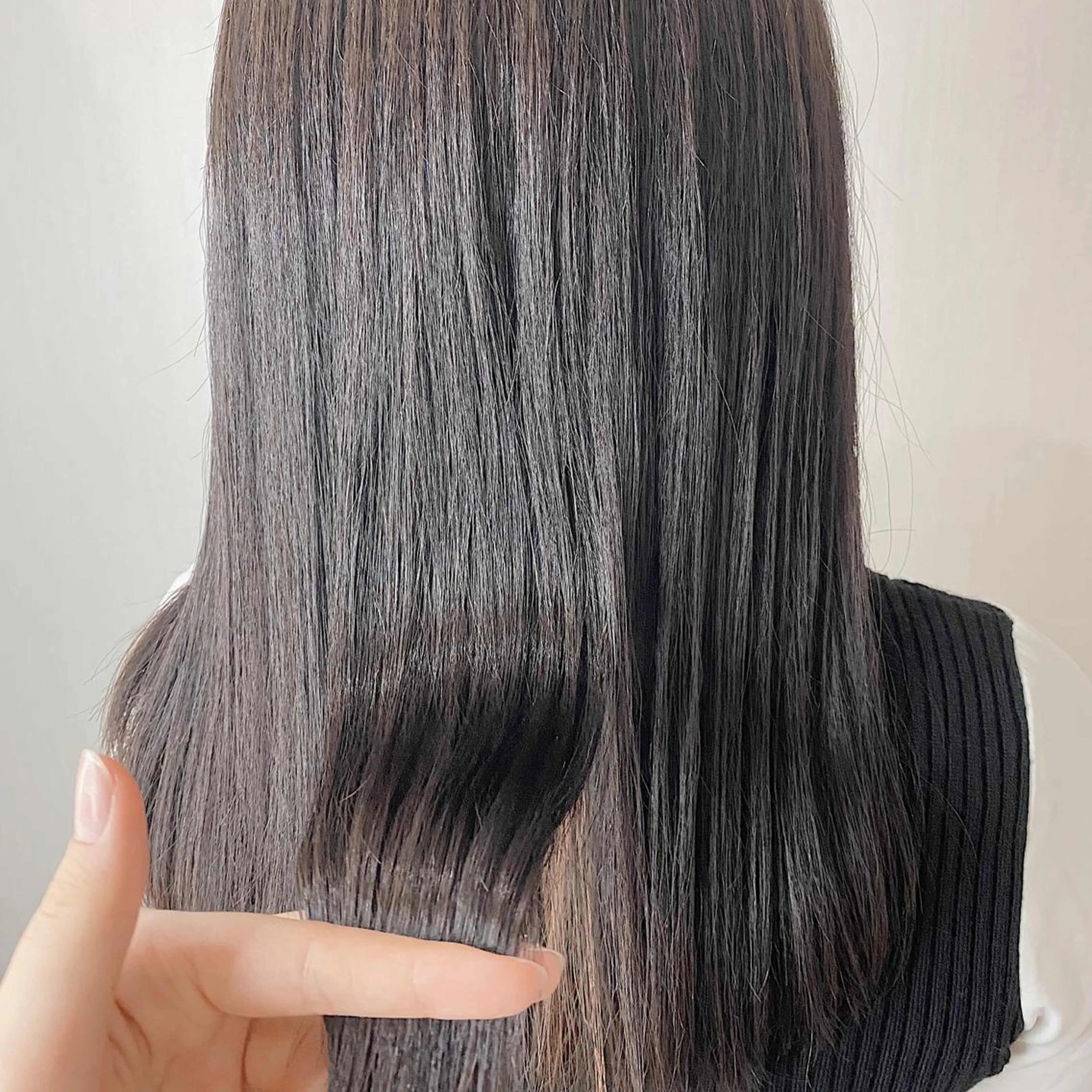 セミロング くせ毛 トリートメント ツカハラ　リリカ 👒柔らかカラー👒のヘアスタイル