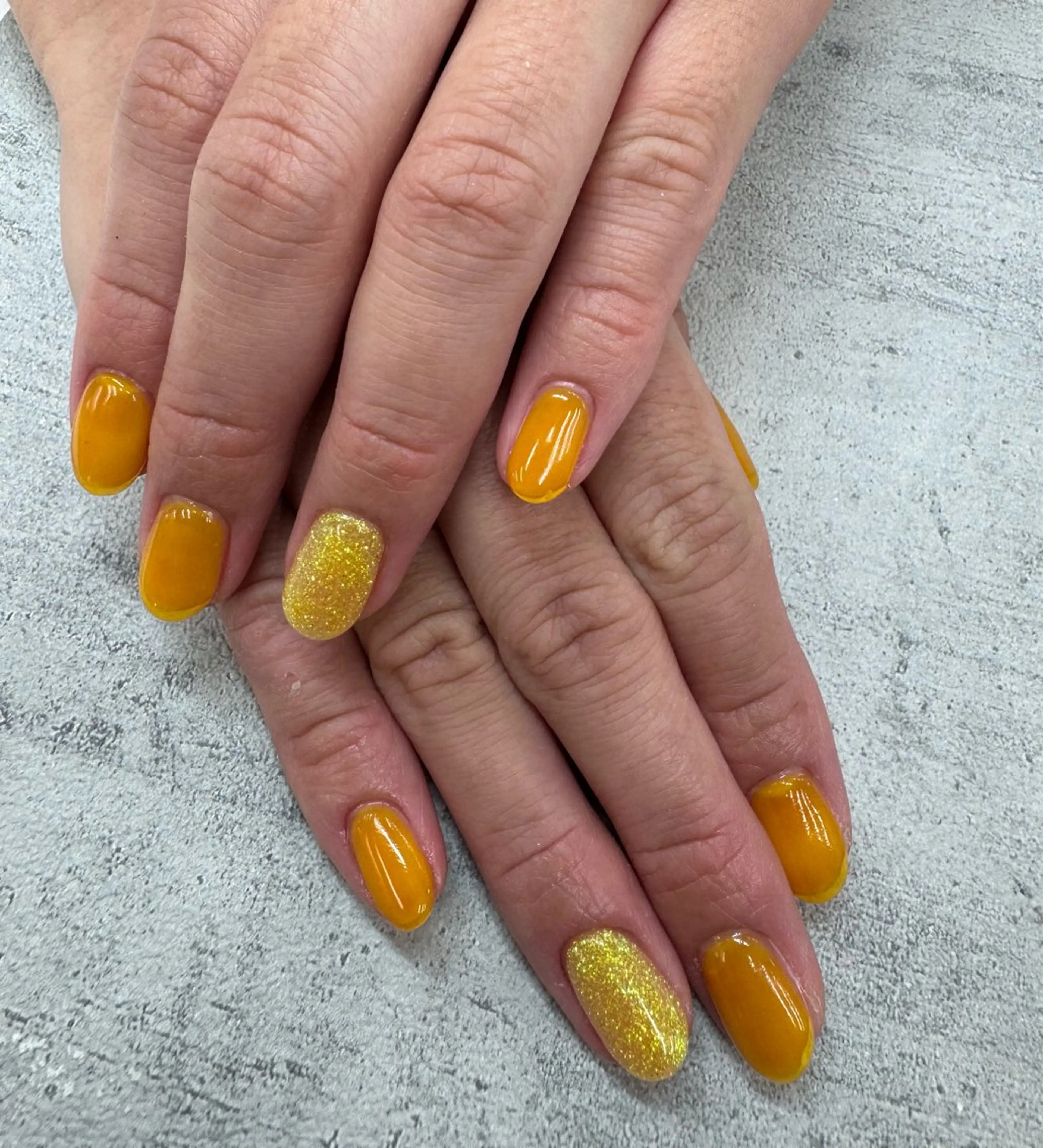 ネイル オーロラネイル ラメ(グリッター) MAXKELLY ASAのネイルデザイン