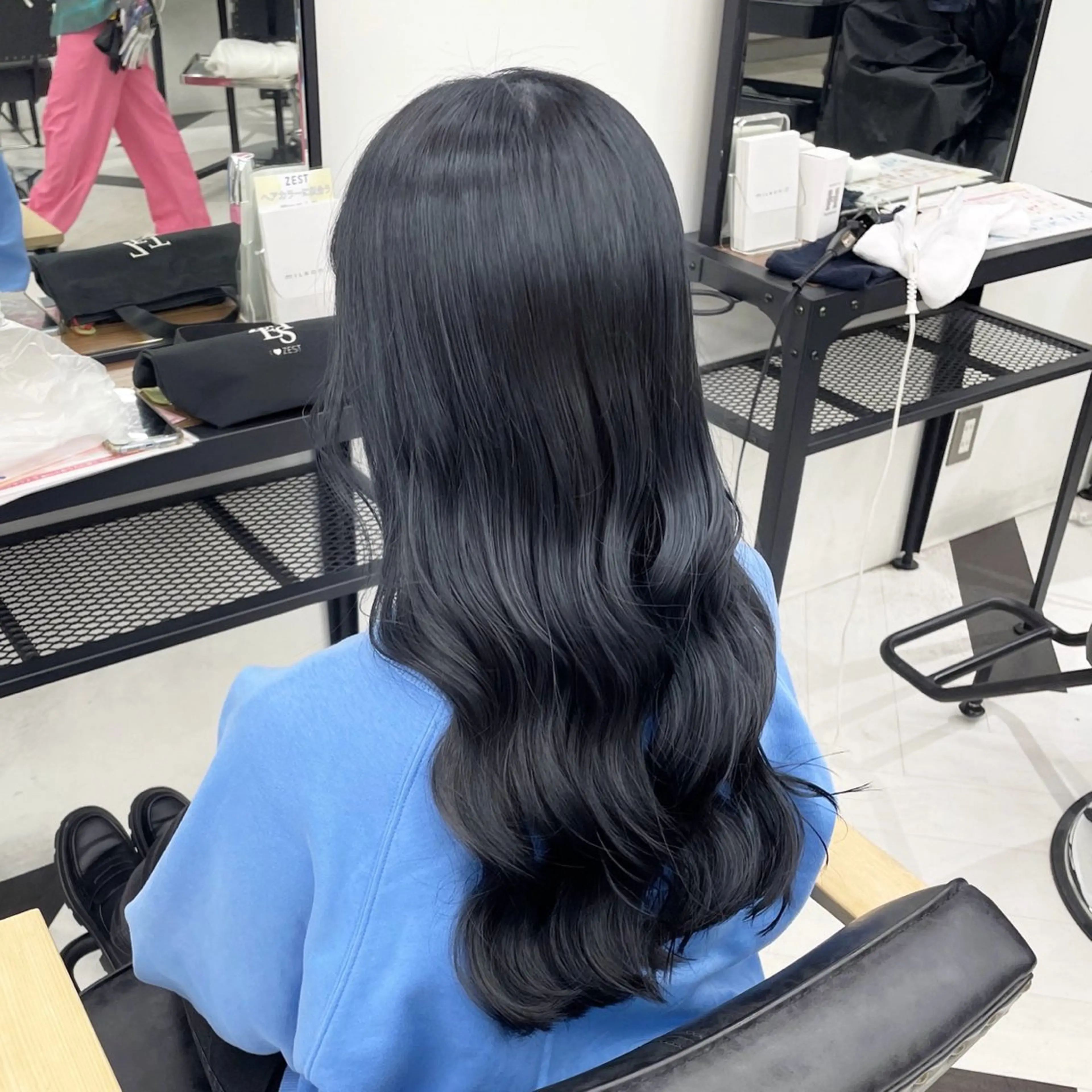 ミディアム カラー パーマ ヘアアレンジ メンズ ブルーカラー mona/ ストレートスタイル✨のヘアスタイル